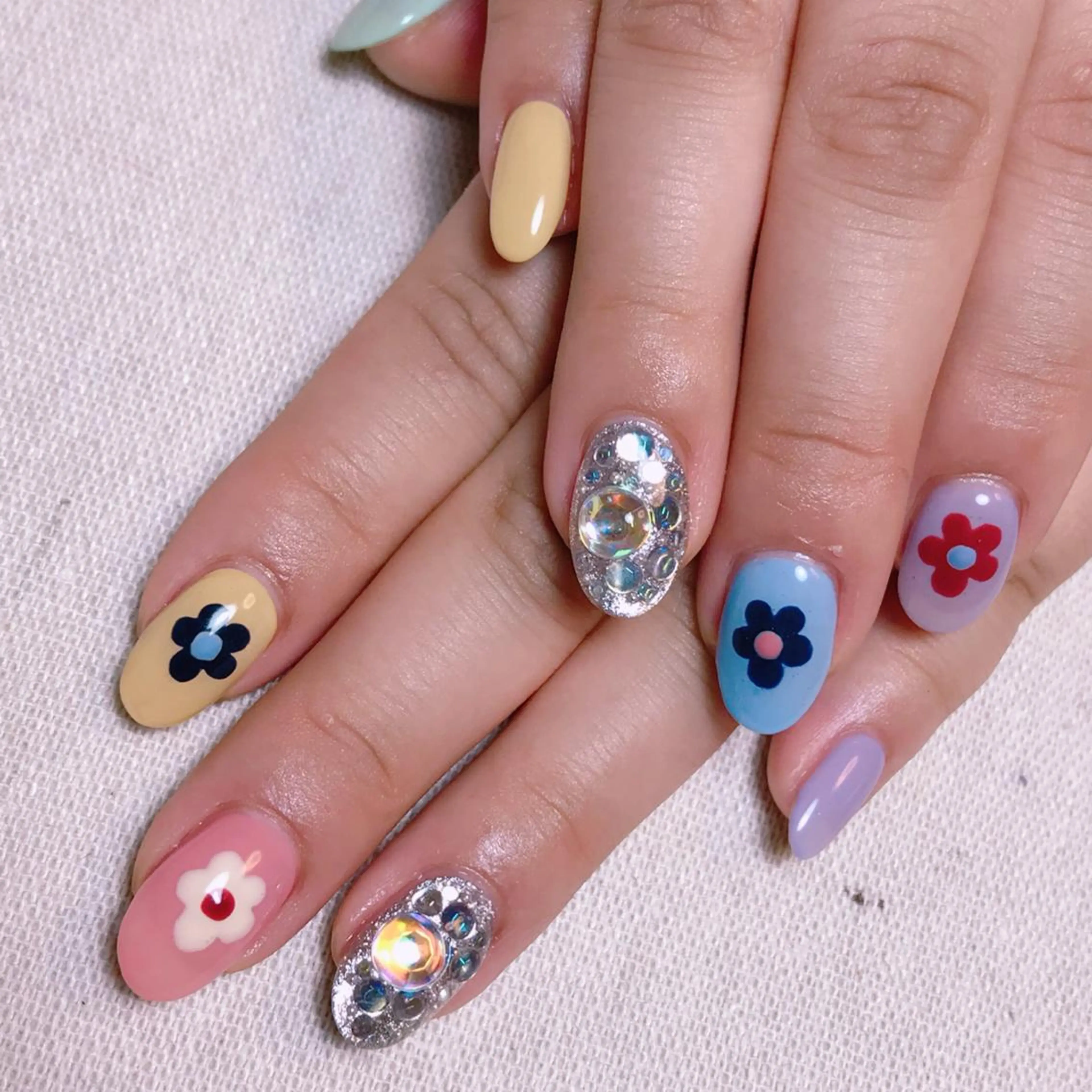 ネイル ハンドネイル 💅chainail _aiのネイルデザイン