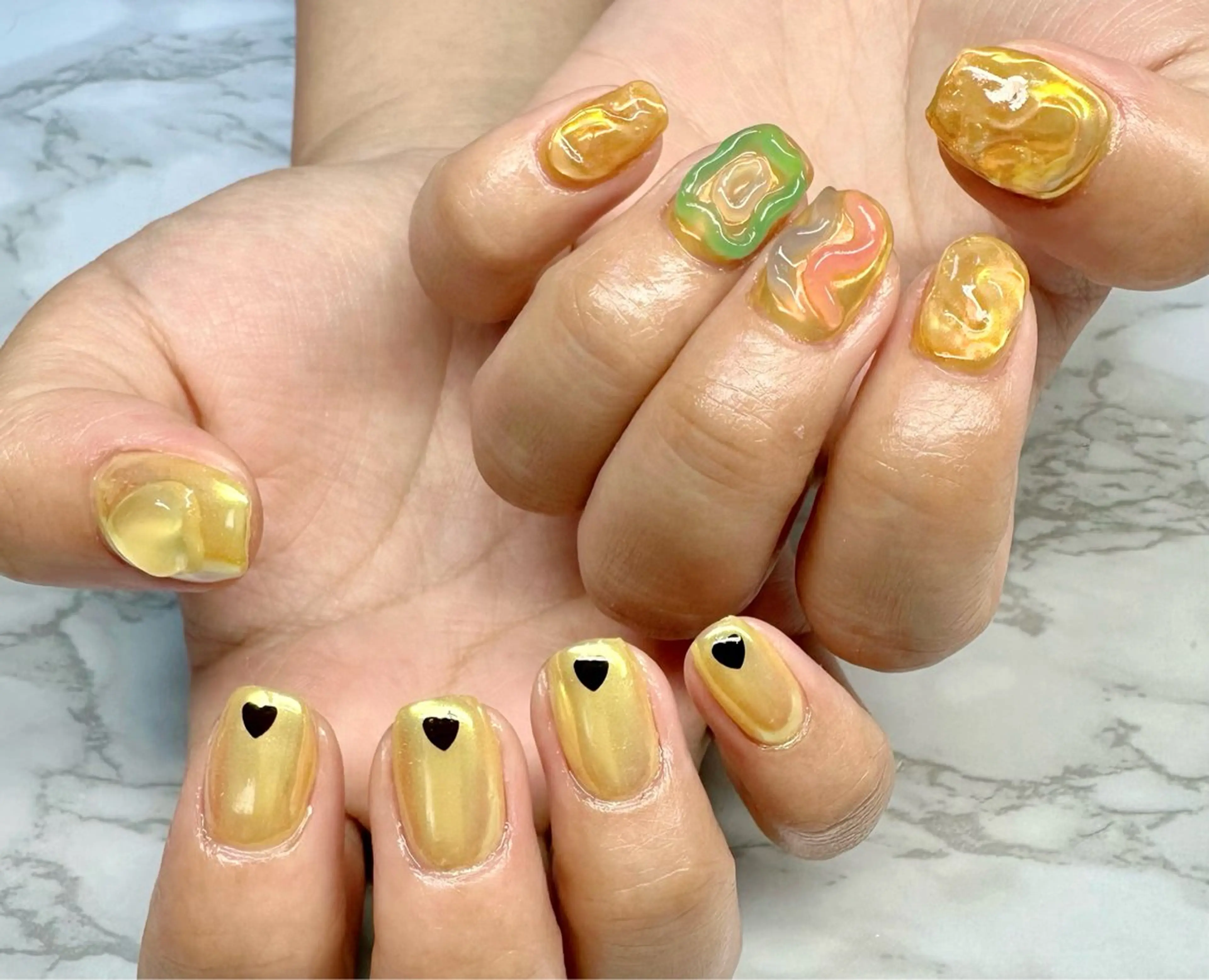 ネイル オーロラネイル マグネットネイル ミラーネイル ニュアンスネイル ワンカラーネイル M.N_ nailのネイルデザイン