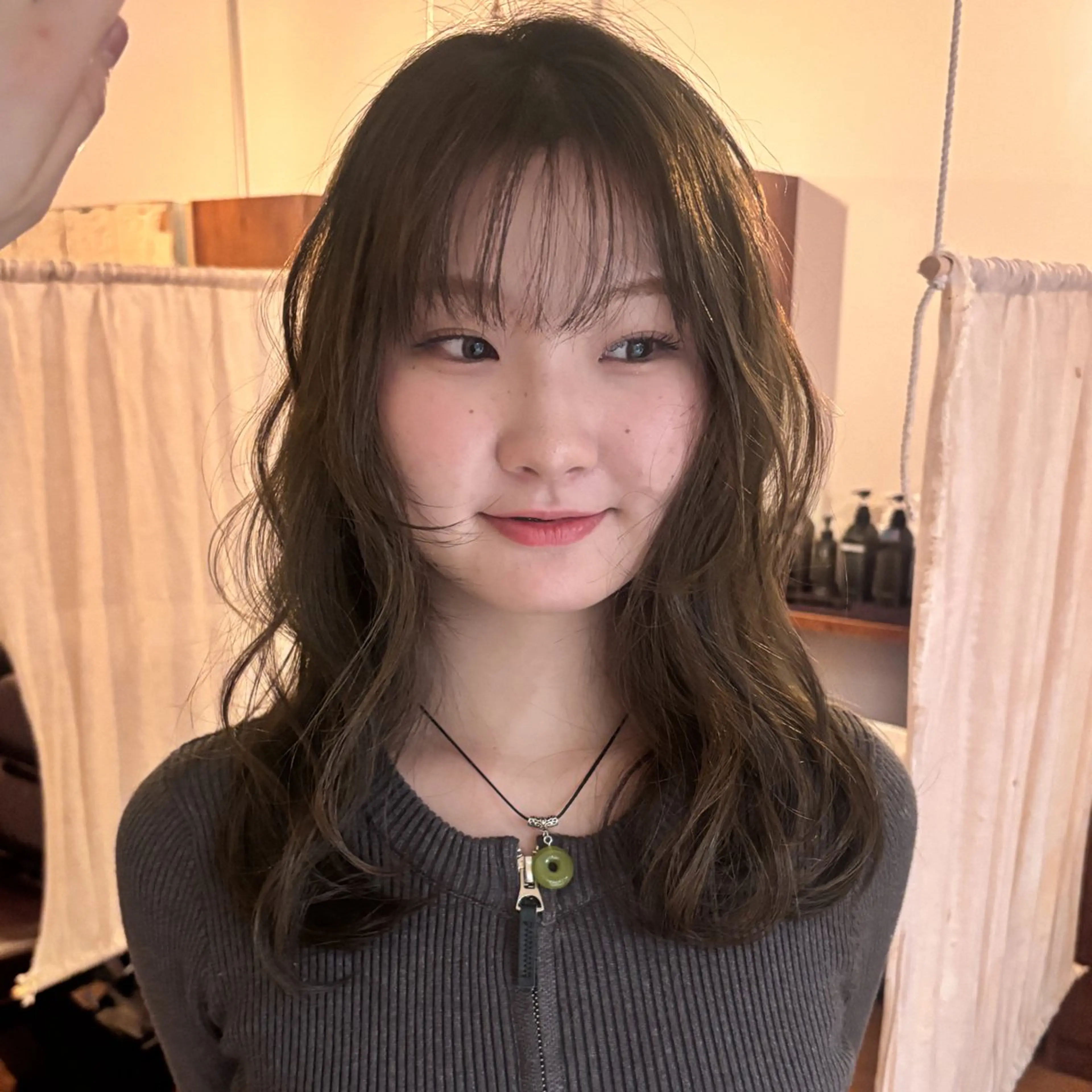 ミディアム カラー 艶カラー🫧 猿渡 響のヘアスタイル