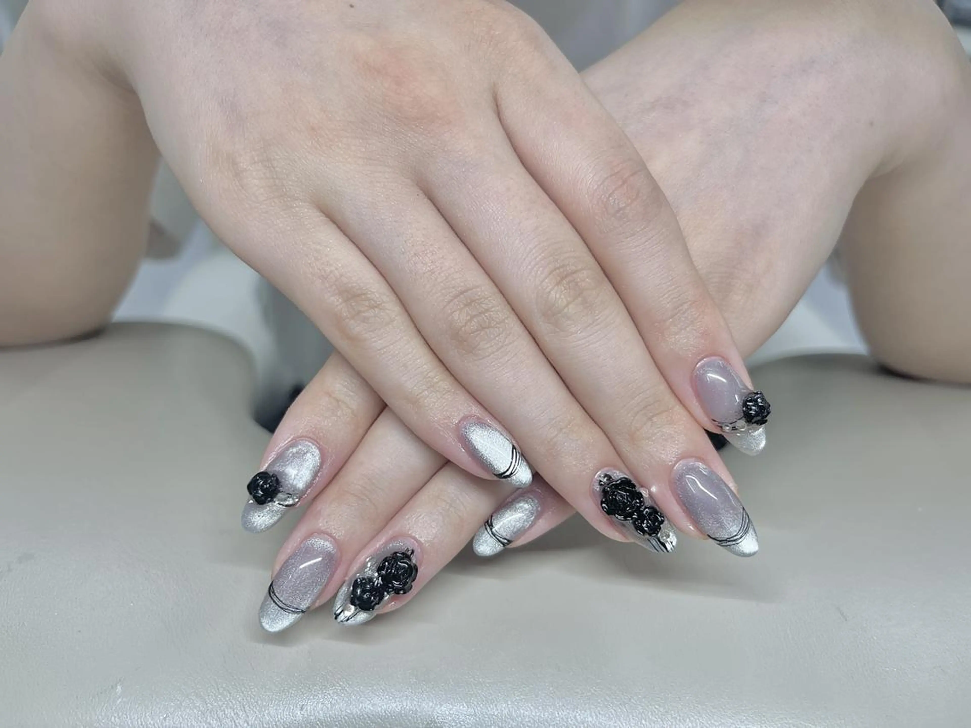 ネイル 長さ出し ジェルネイル 韓国ネイル ラメ(グリッター) ラメグラデーション ダイ ゲンゲンのネイルデザイン