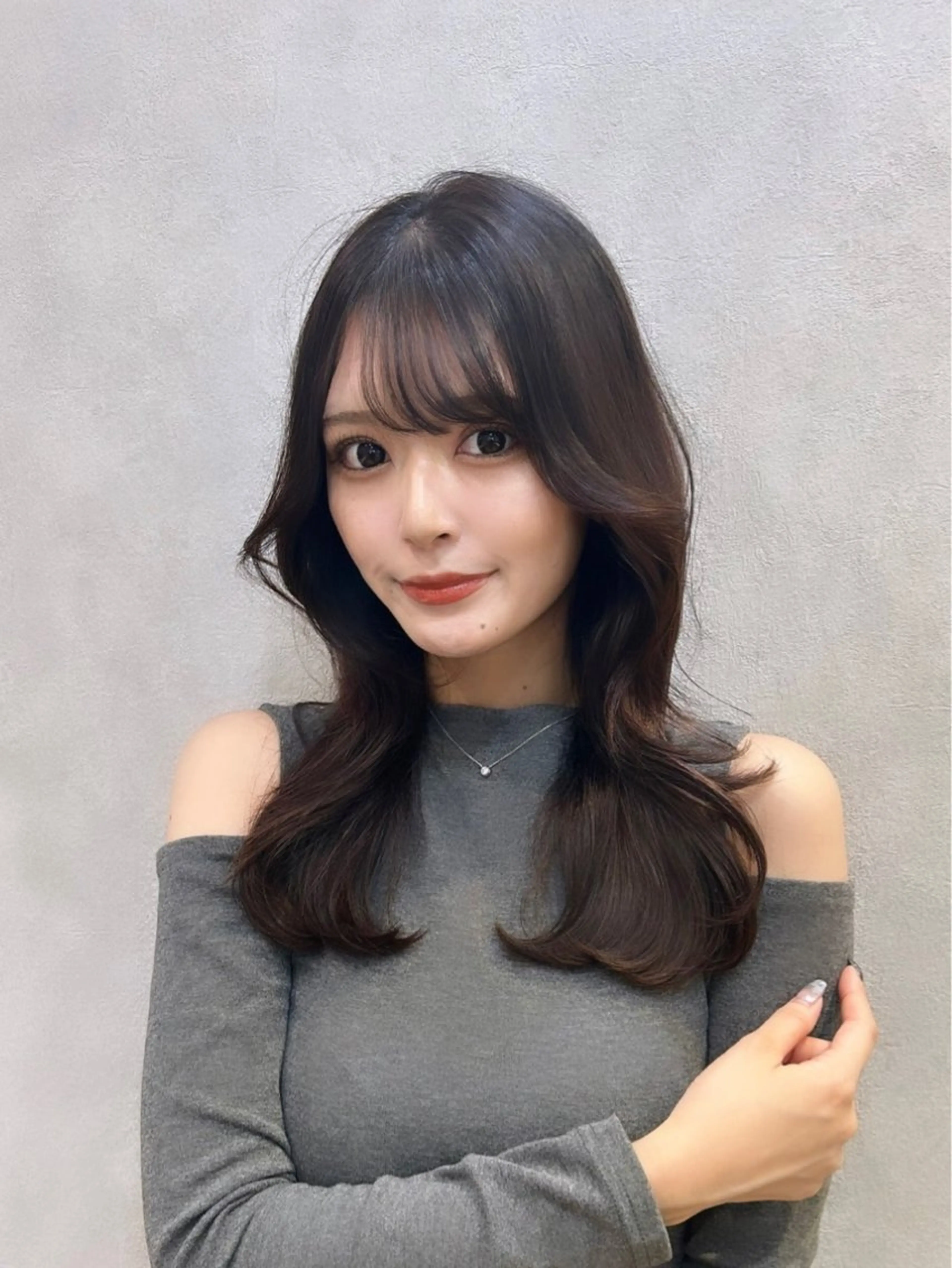 セミロング カラー ヘアアレンジ グレージュ ヘアカラー トリートメント SALOWIN銀座一丁目suite店所属・🩷韓国ヘア/ヨシン モリ🩷Maikaのヘアスタイル