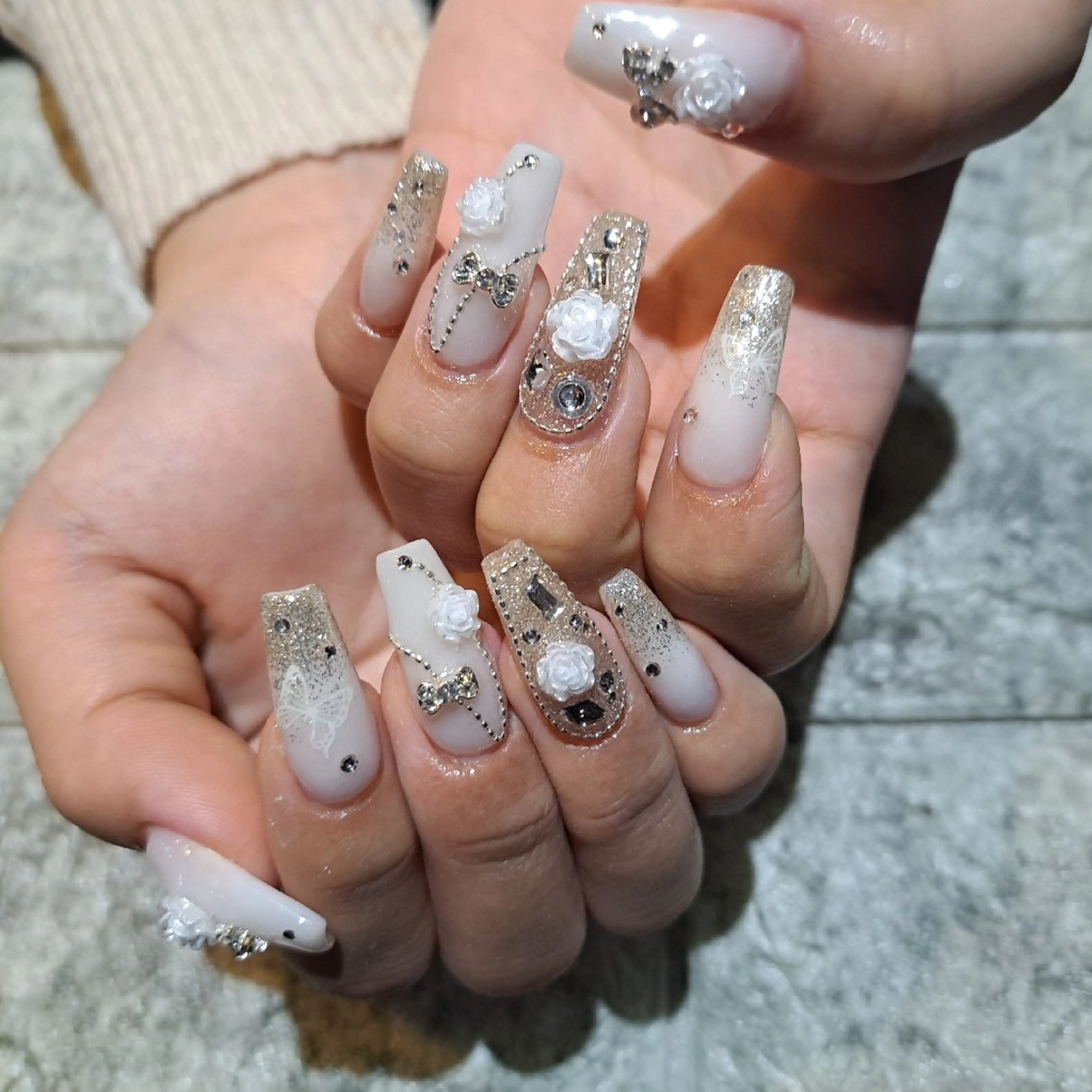 ネイル ハンドネイル RounGe町田店 🧸大谷のネイルデザイン