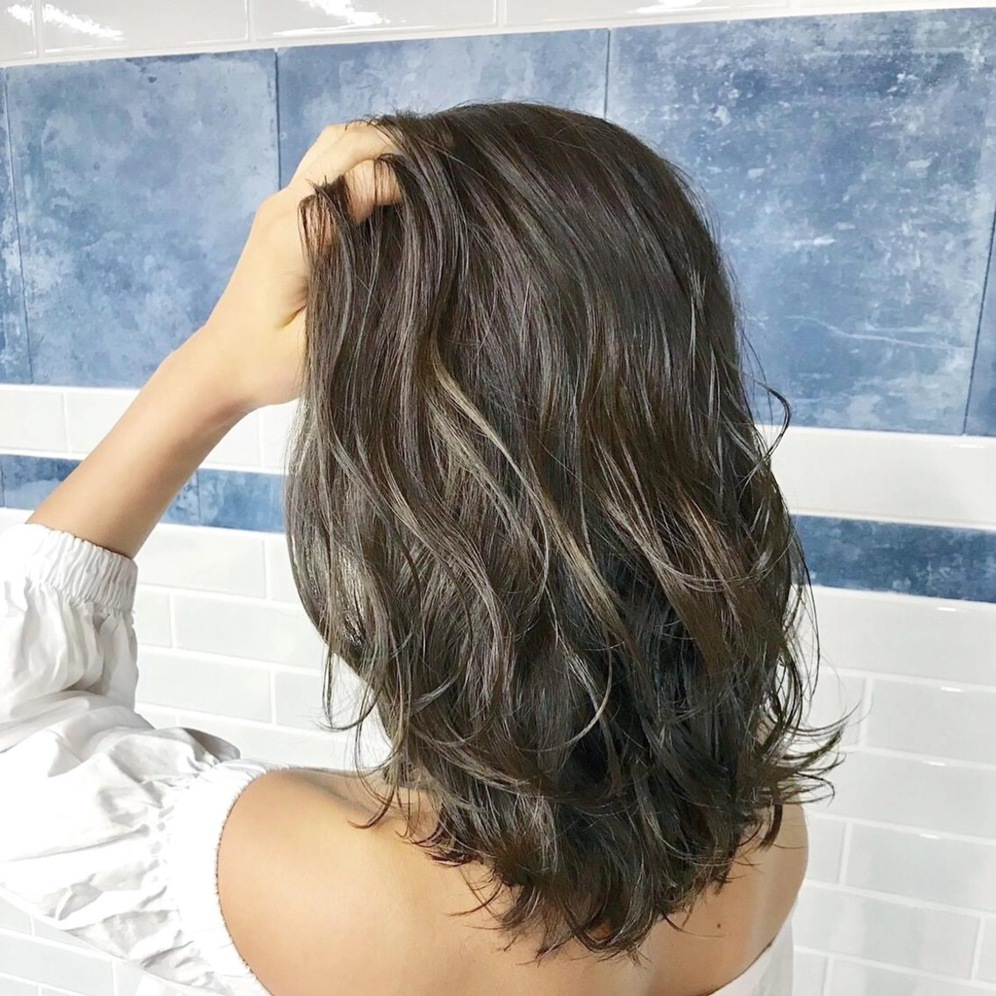 セミロング カラー イルミナカラー カット ヘアカラー トリートメント ❤️Ruminate 日暮里店❤️のヘアスタイル
