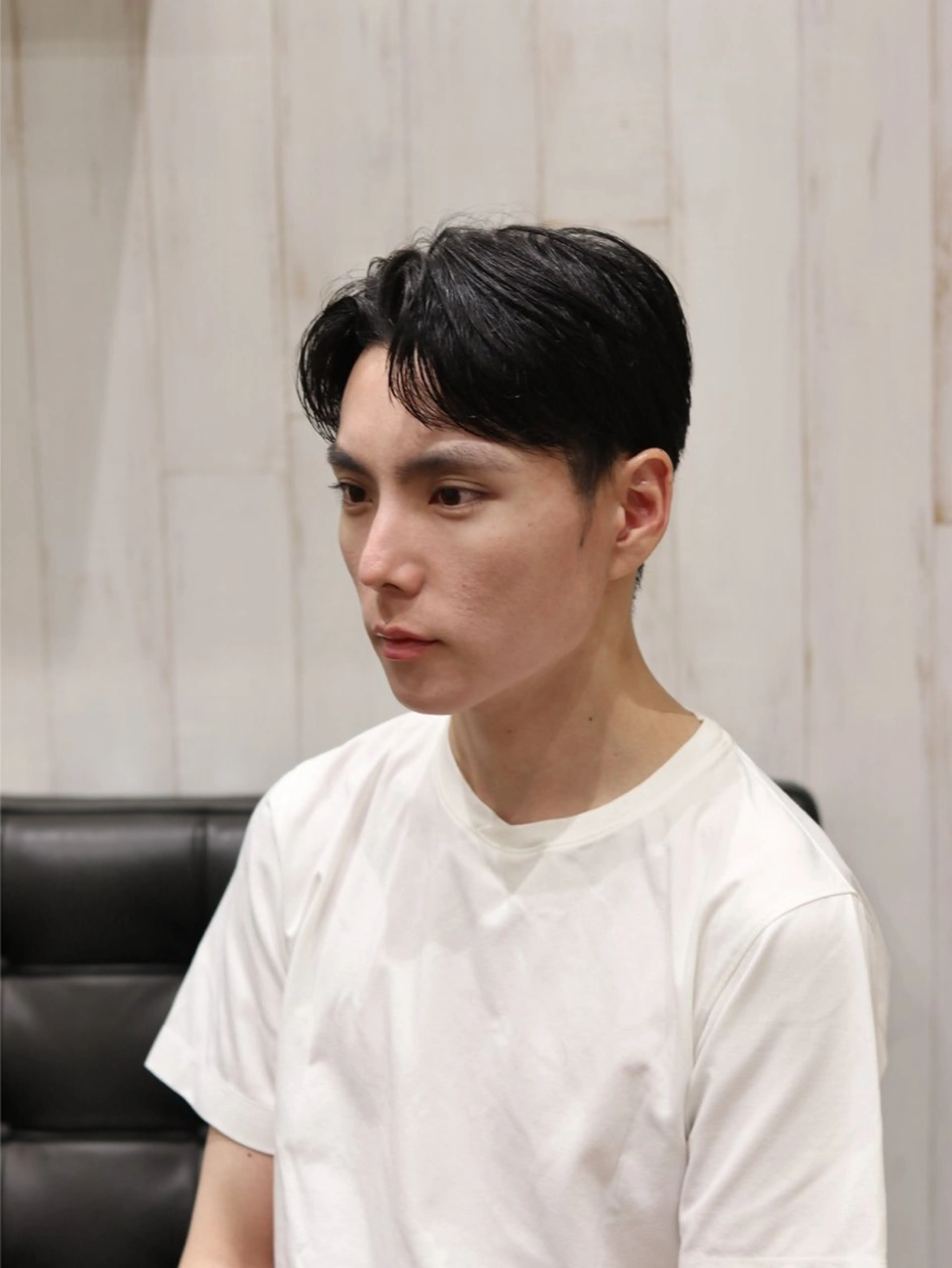 ミディアム 樋口 心音のヘアスタイル