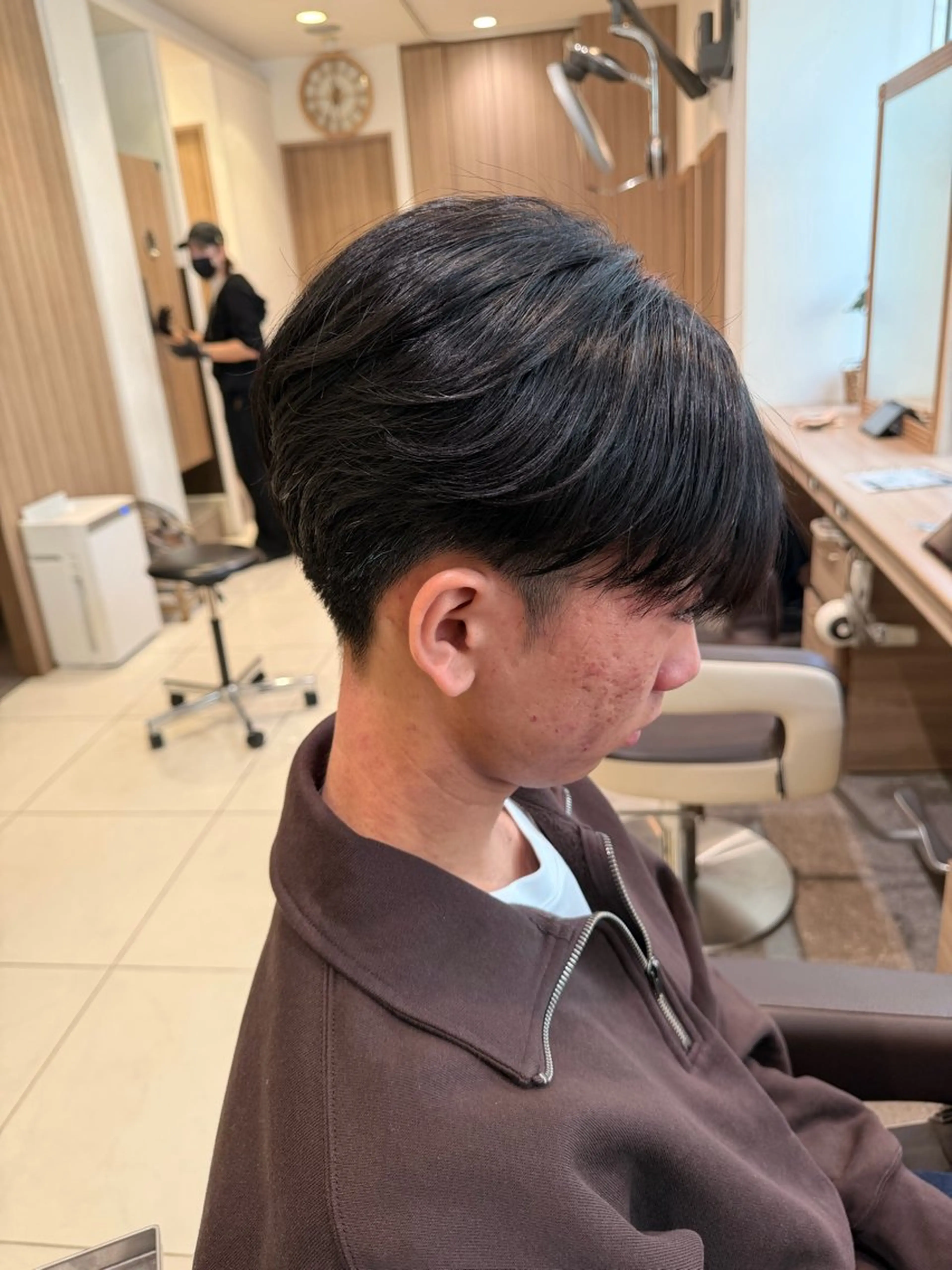 パーマ メンズ 縮毛矯正 カット 縮毛矯正 ブリーチ/パーマ 縮毛/レイヤーaoiのヘアスタイル