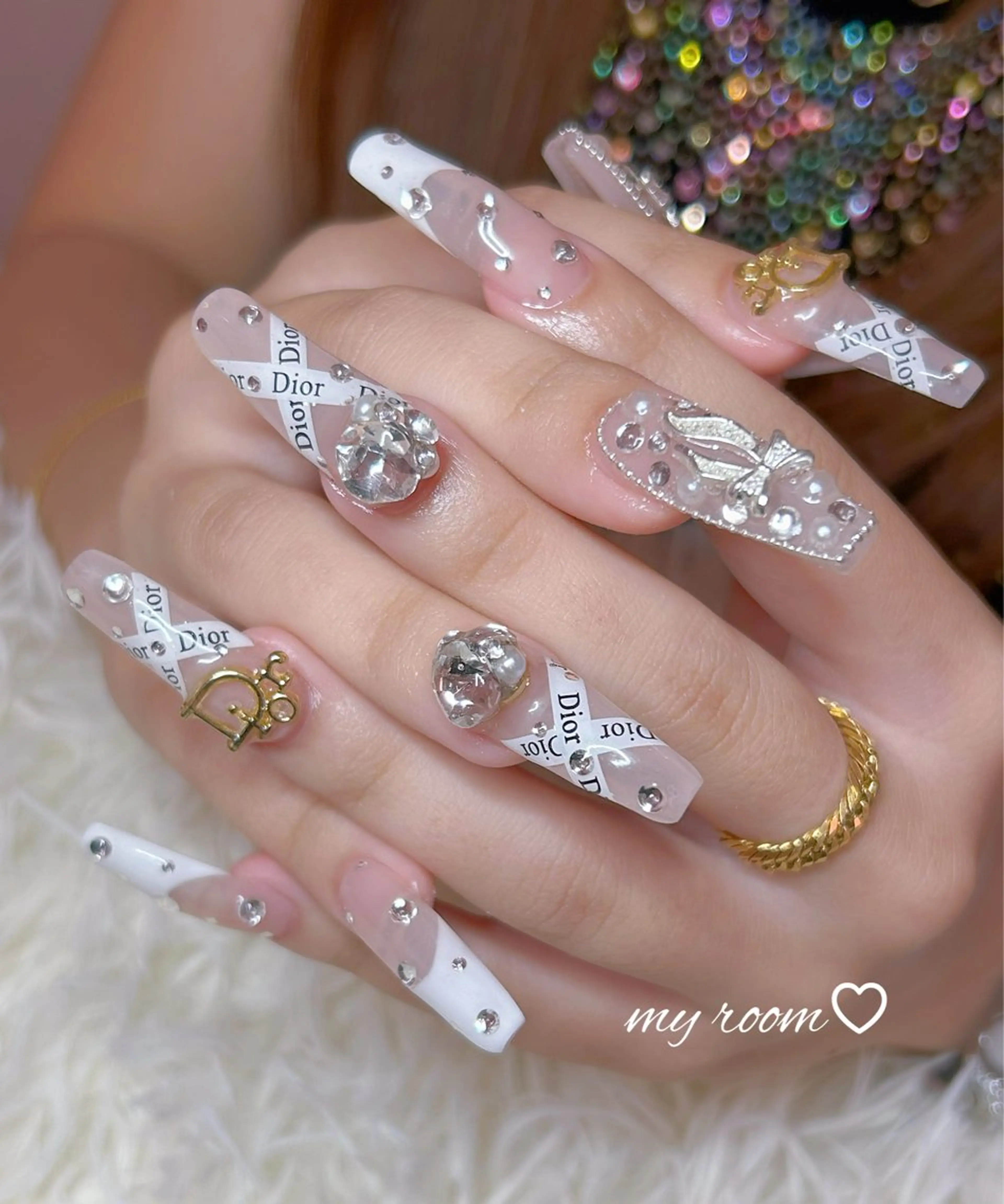 ネイル うるま市サロン Yuko Izawaのネイルデザイン