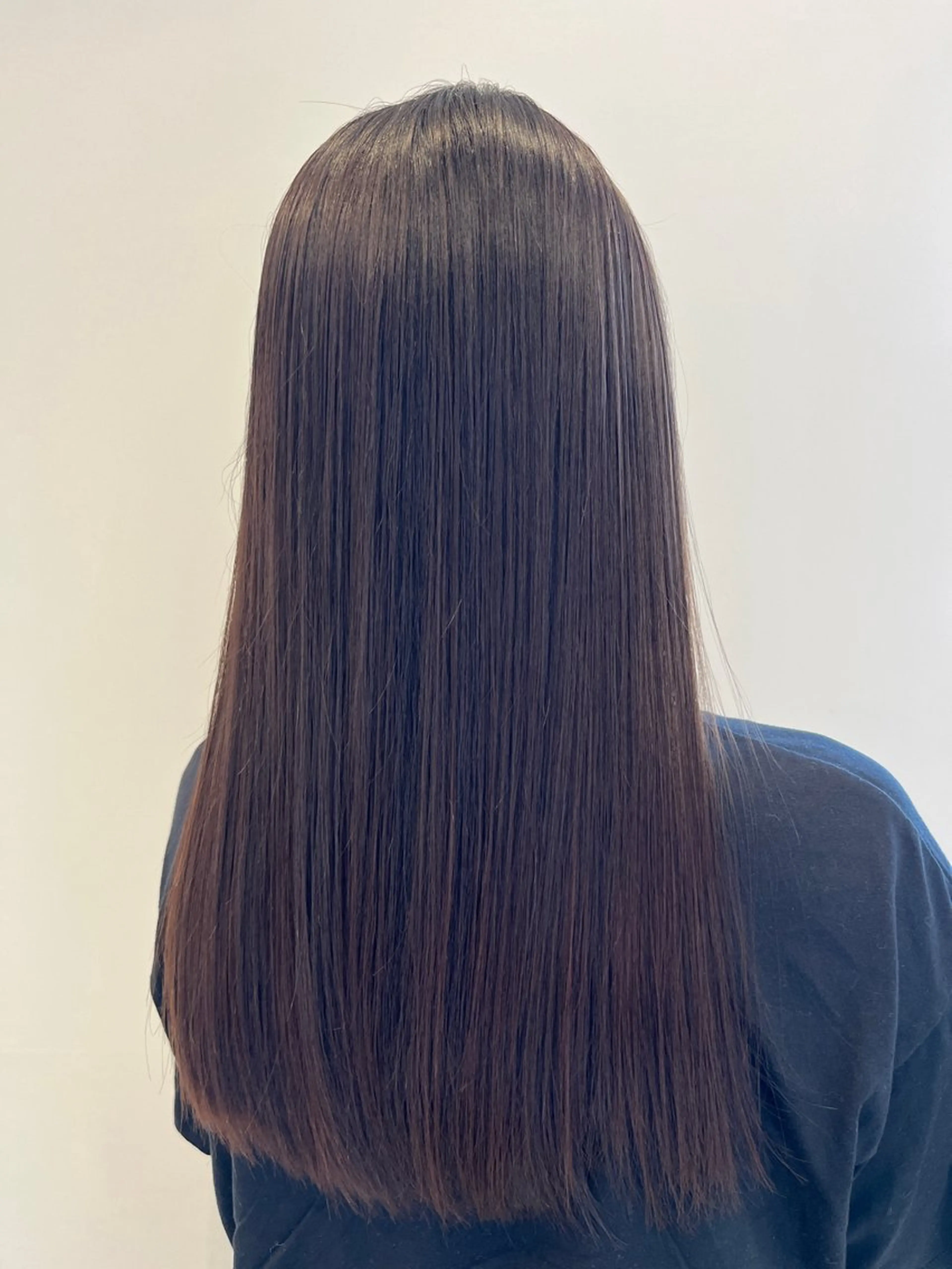 ミディアム ミディアムパーマ 髪質改善 縮毛矯正 縮毛矯正／ 似合わせ／古津遼平のヘアスタイル