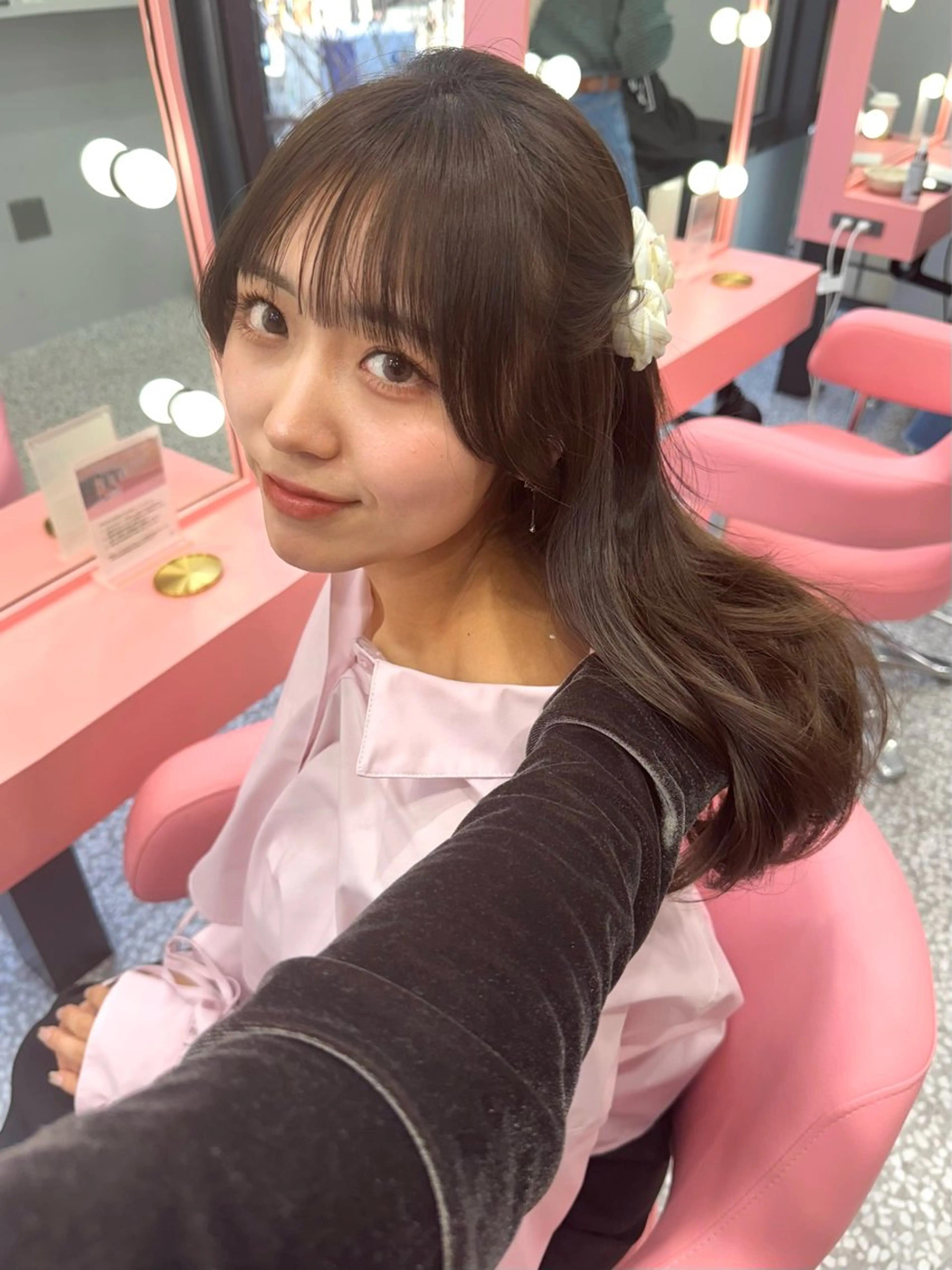 セミロング 顔周り/透明感カラー REINA𓍯のヘアスタイル