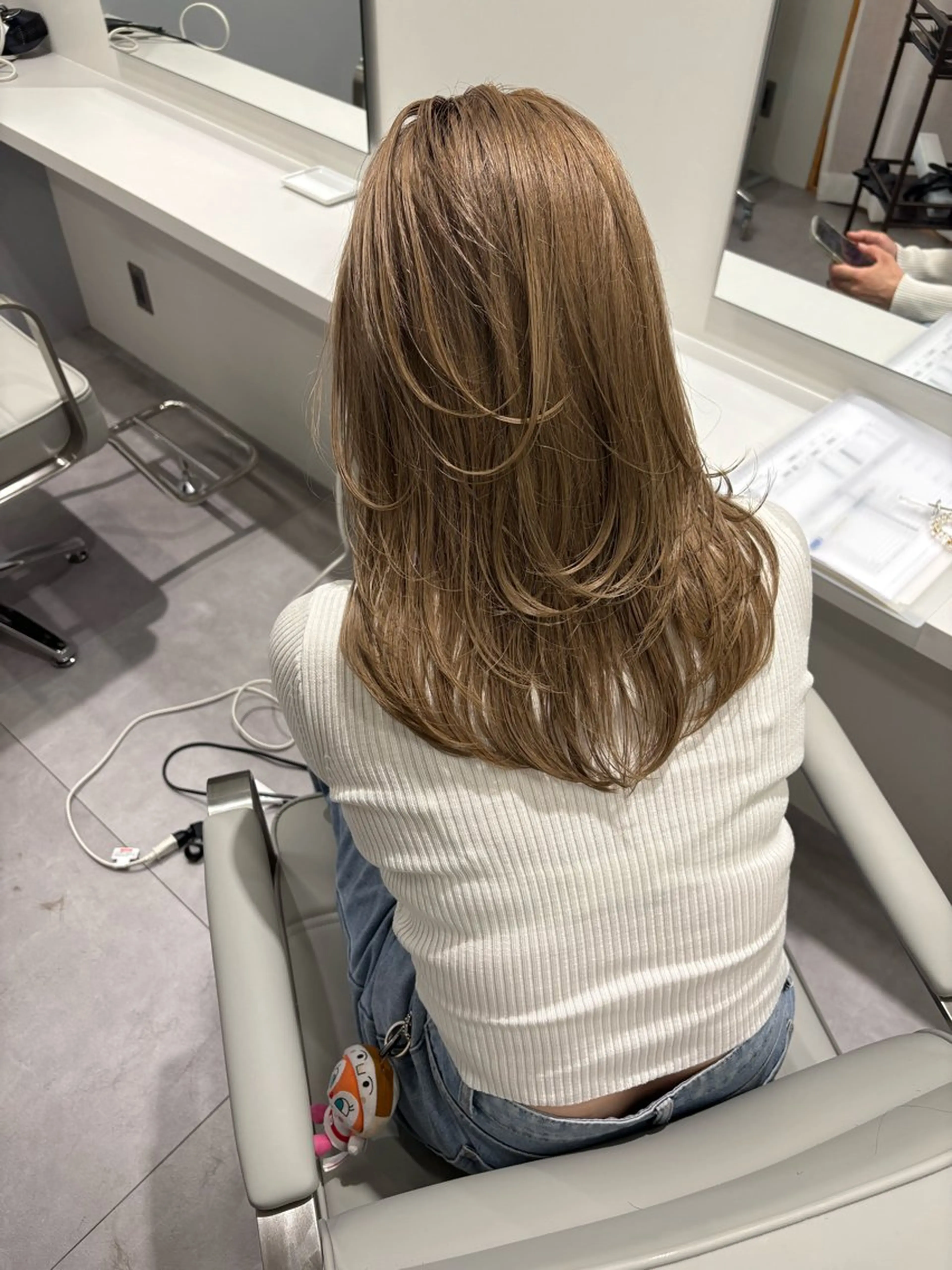 【女性人気No.2】 デザインカット+ケアブリーチ+艶カラー+最高峰TRの写真