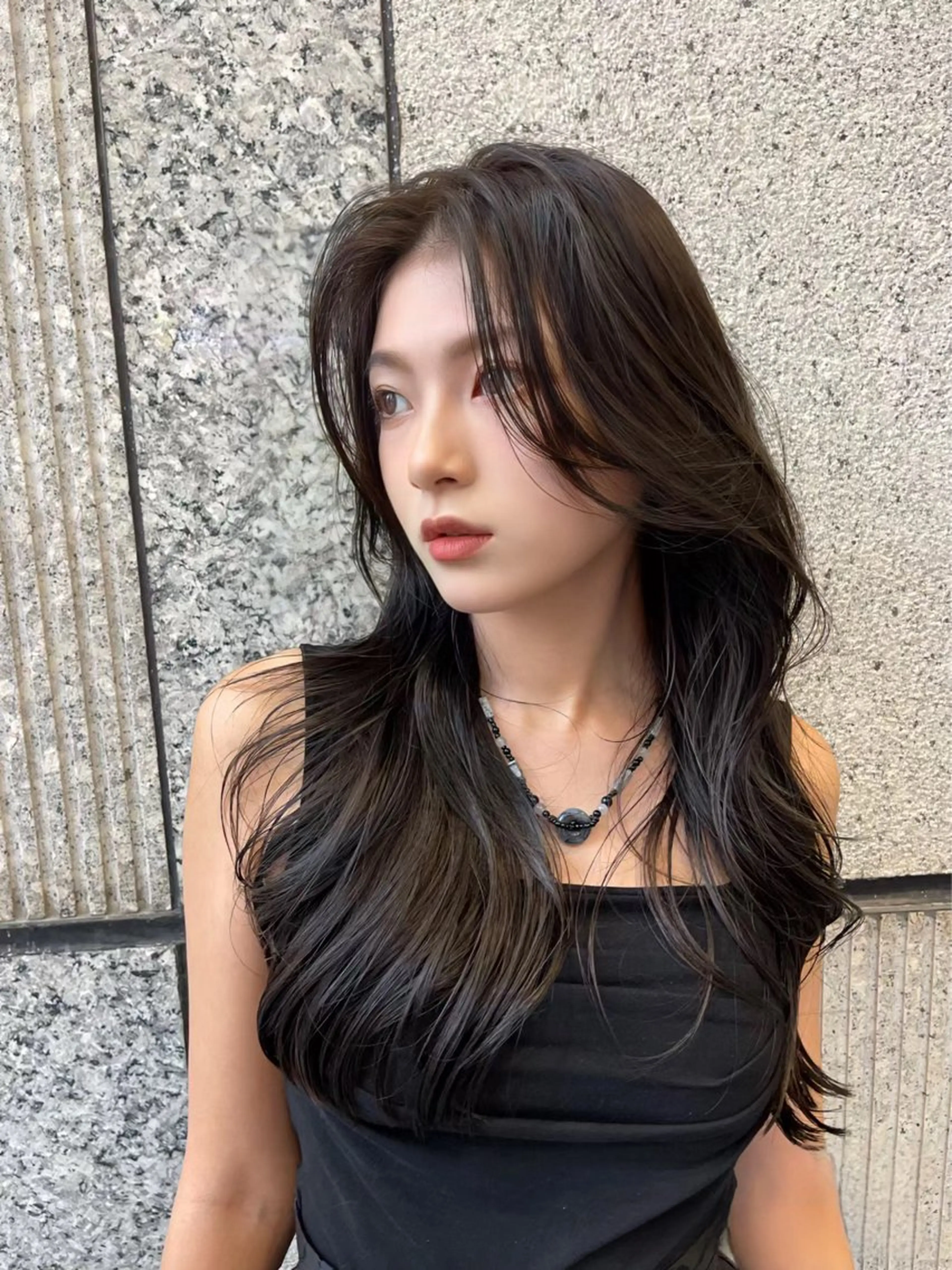 セミロング カラー ベージュカラー くびれヘア 顔周りカット レイヤーカット サイドバング カット ヘアカラー トリートメント 鈴木 一貴のヘアスタイル