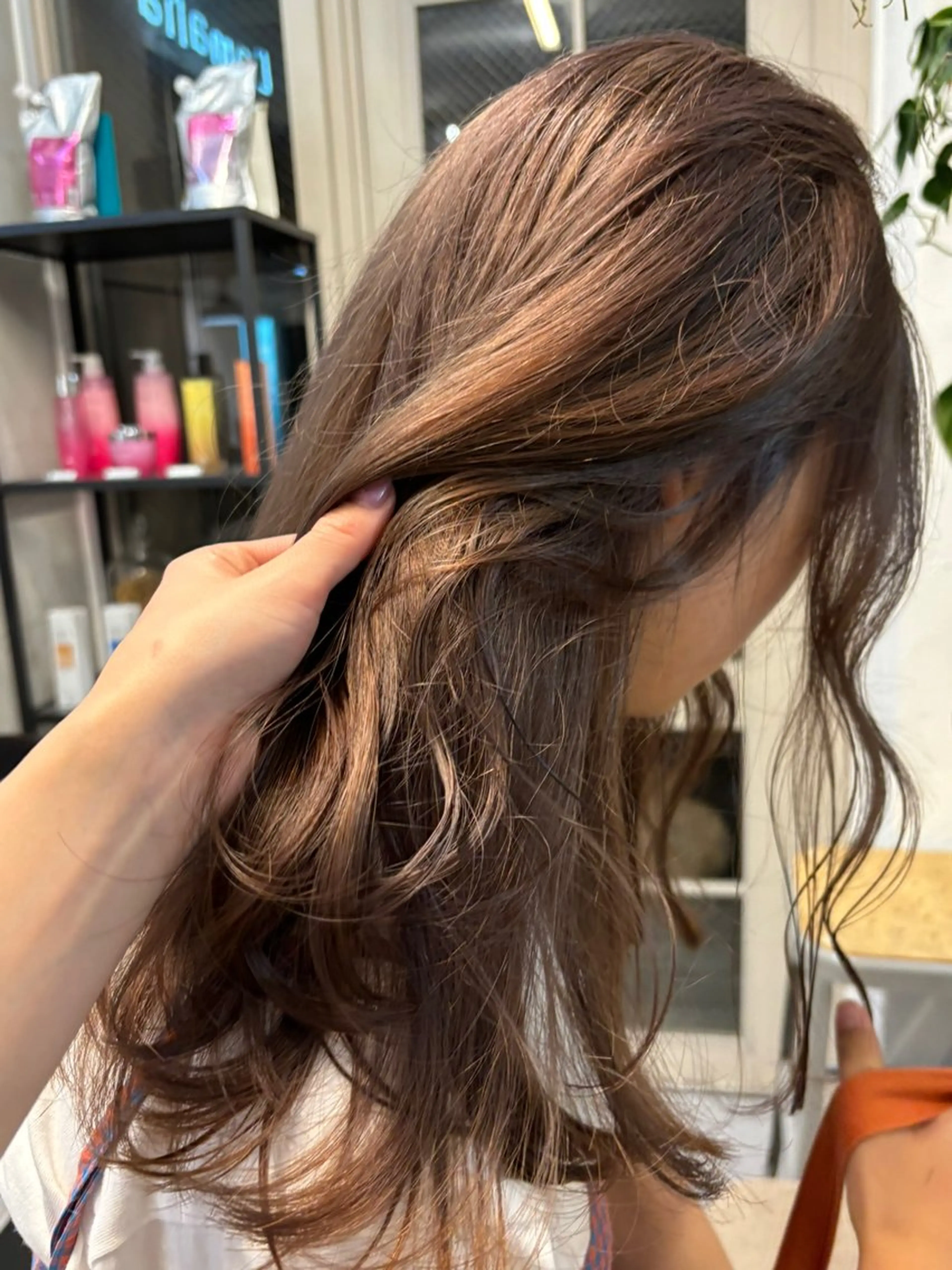 セミロング ヘアカラー 盛れる透明感カラー・ momokaのヘアスタイル