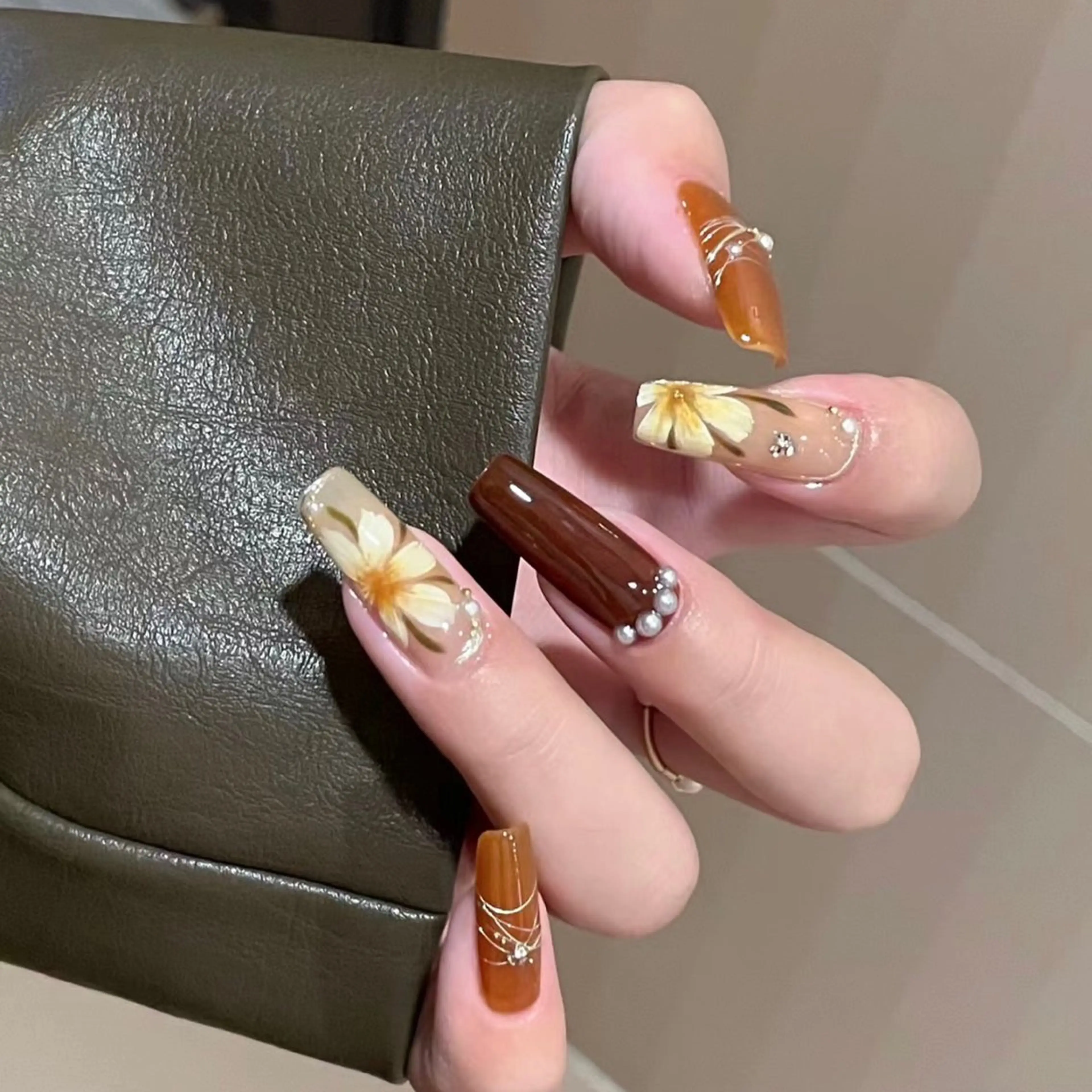 ネイル May&Way Neilのネイルデザイン