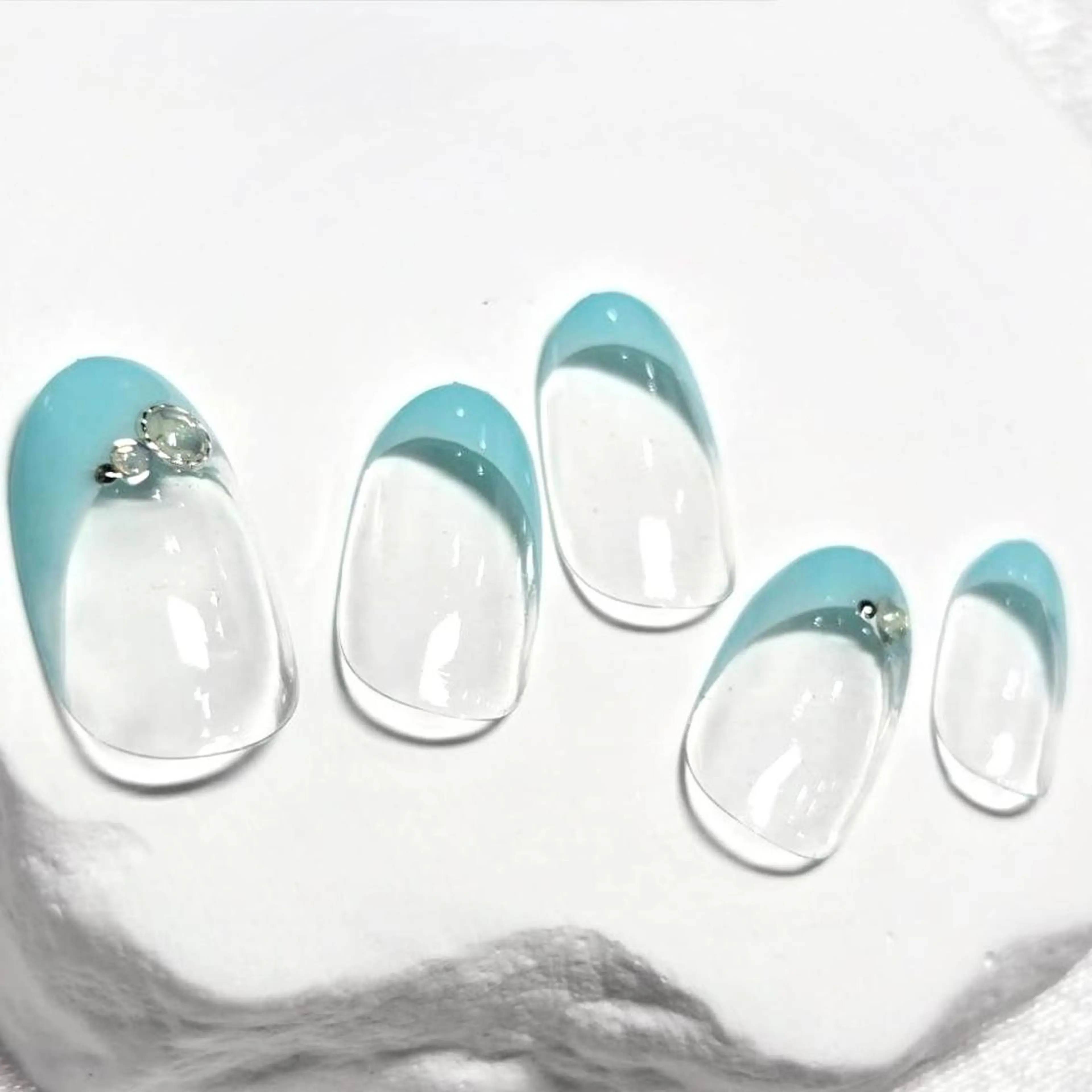 ネイル クリアネイル フレンチネイル シンプルネイル 春ネイル SAYA‎🤍 Riccoのネイルデザイン