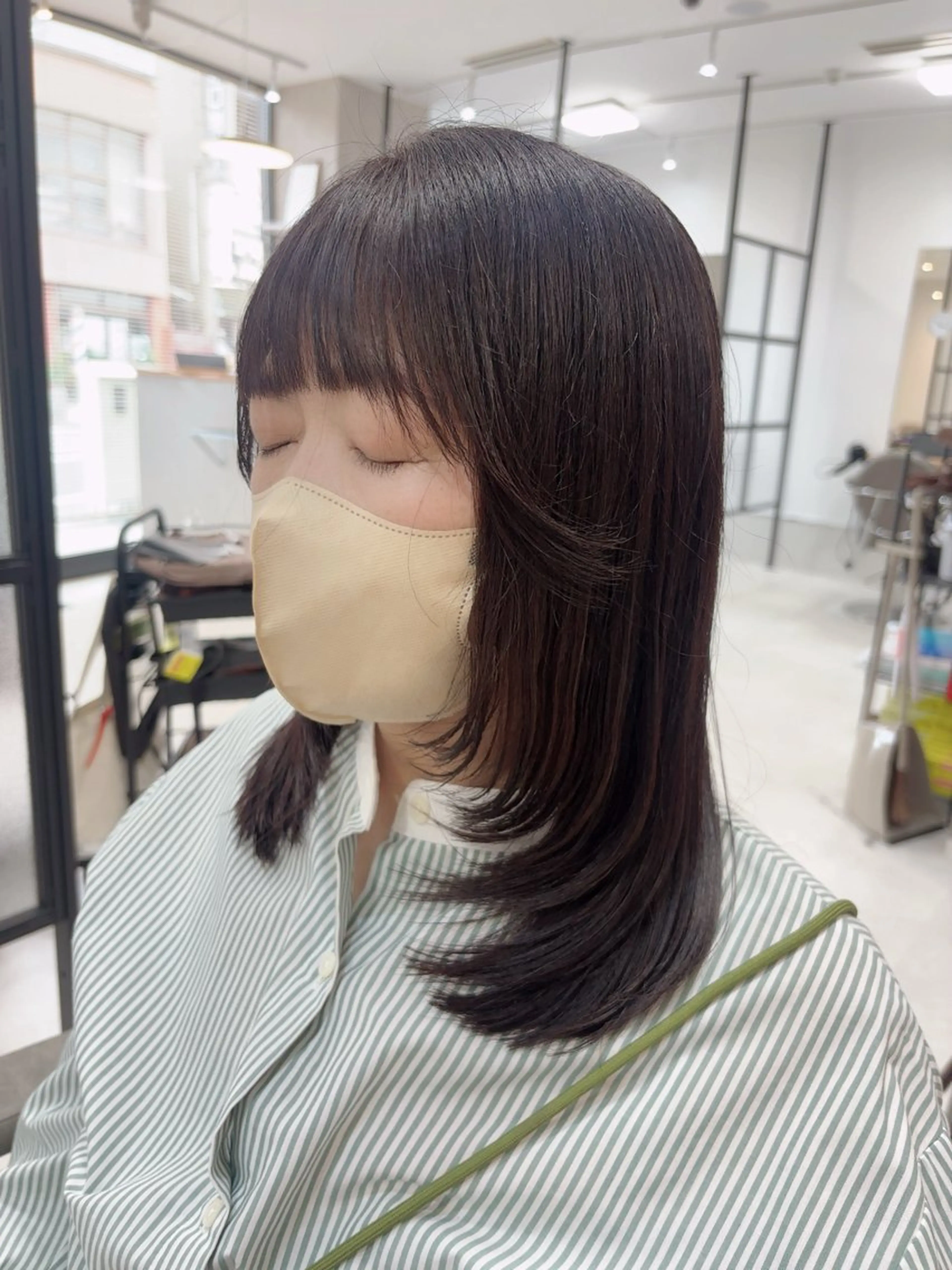 ミディアム 顔まわりレイヤー レイヤーカット 縮毛矯正 TELAHAIR 石岡♡Rinaのヘアスタイル