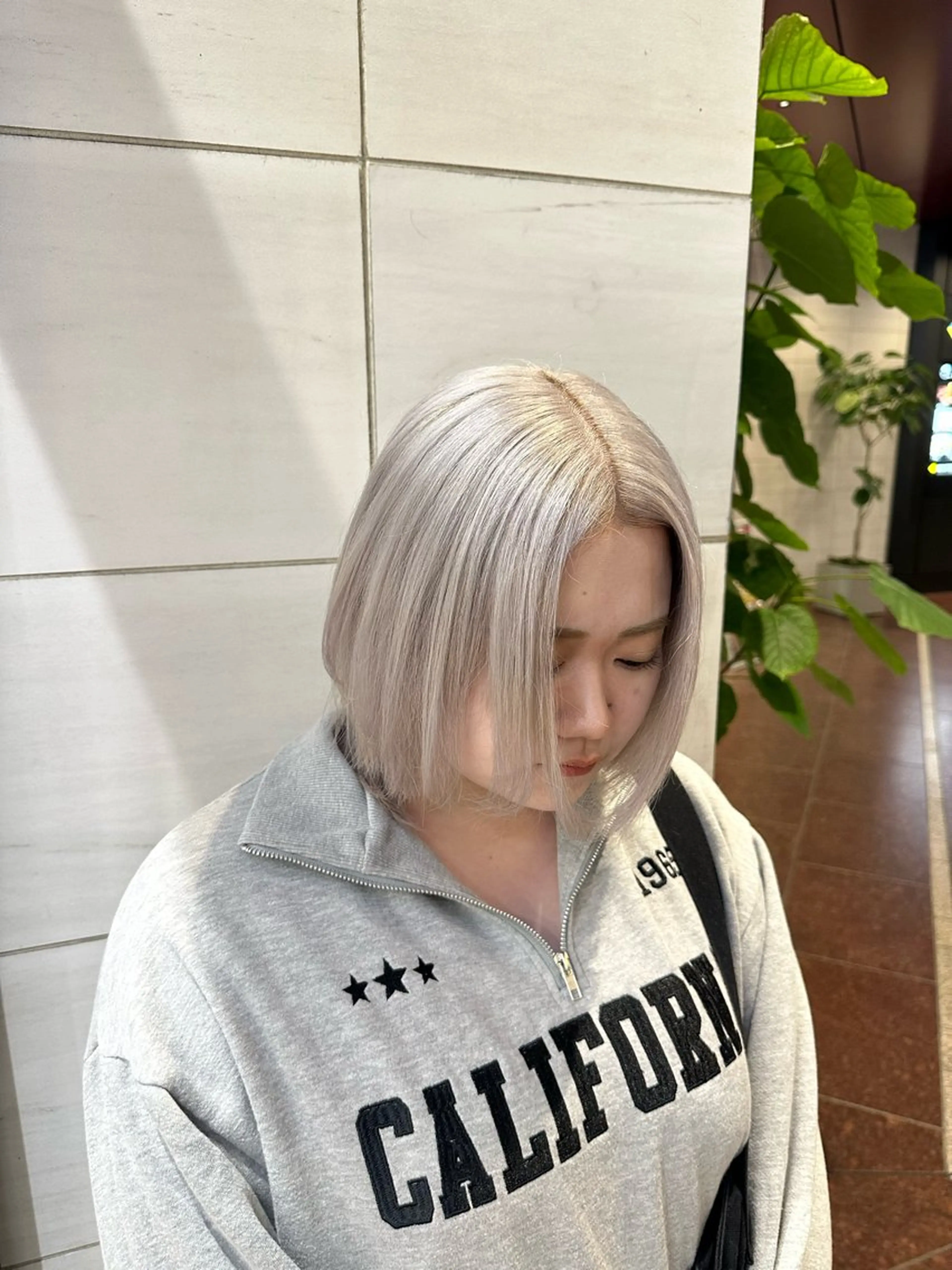 ショート カラー ハイトーン/ブリーチ カラー/SHOGOのヘアスタイル