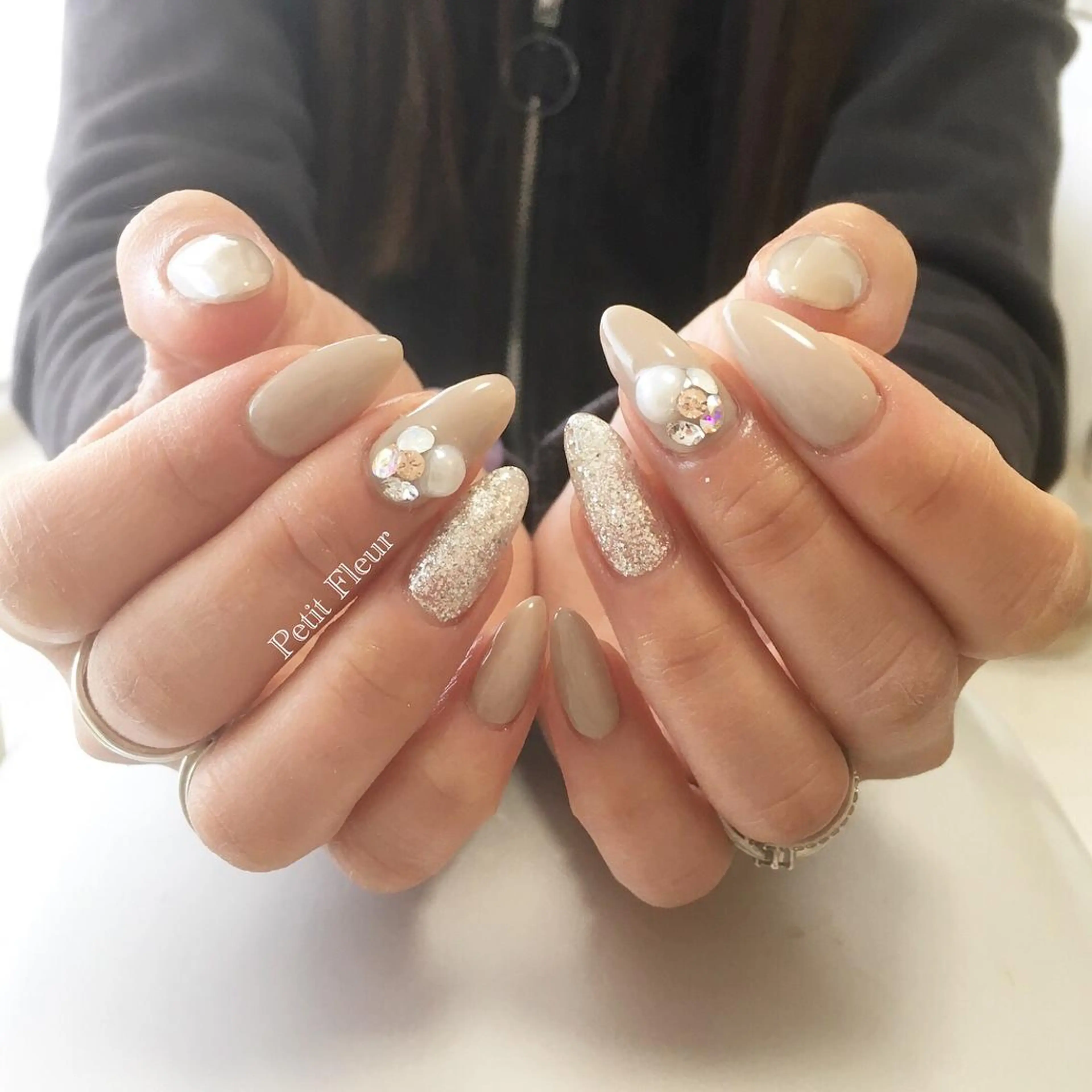 ネイル ラメ(グリッター) ワンカラーネイル 青柳 亜梨奈のマツエク・マツパデザイン