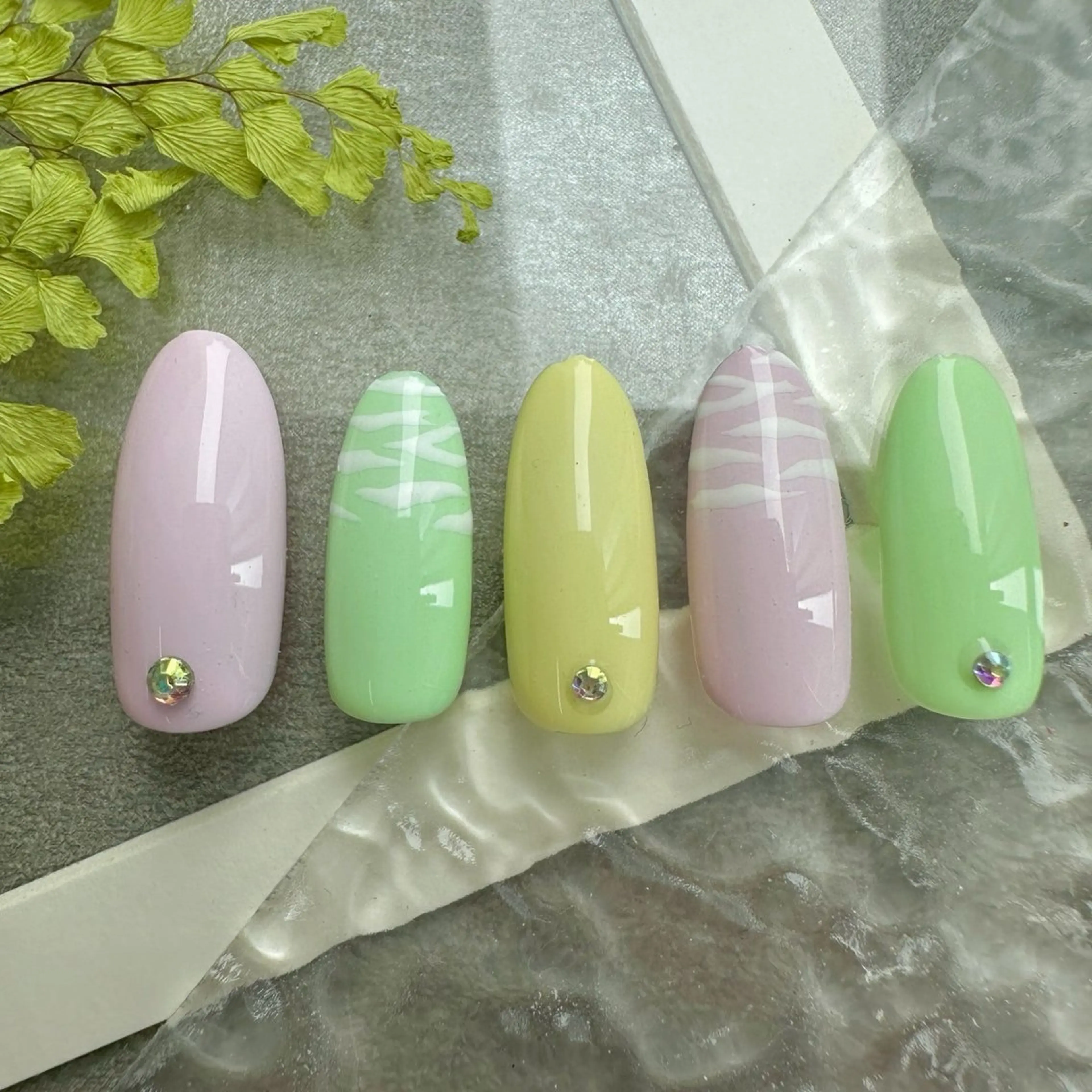 ネイル ⭐︎休業中の練習⭐︎ JNA認定講師髙橋のネイルデザイン