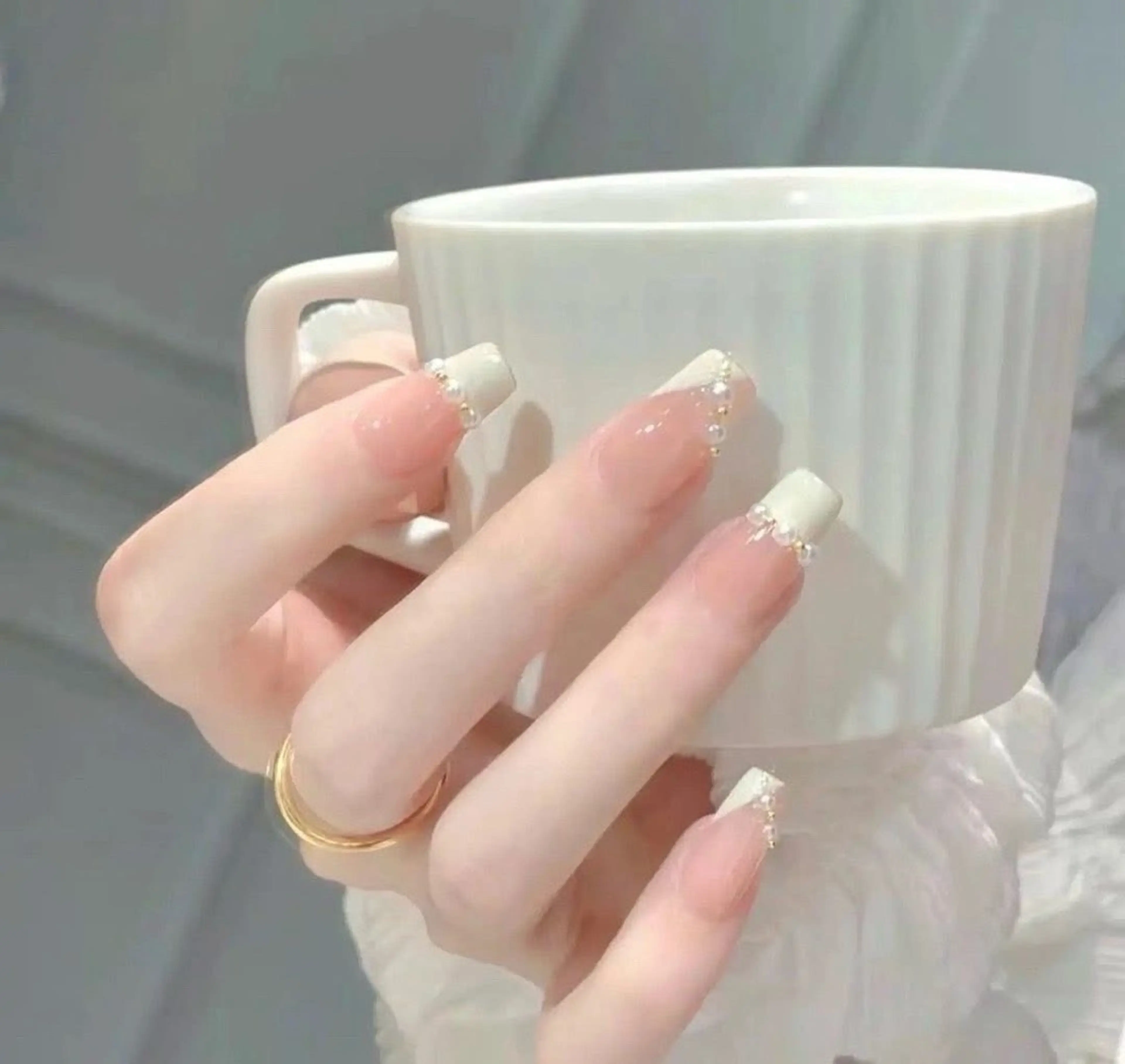 ネイル ハンドネイル T. Leeのネイルデザイン