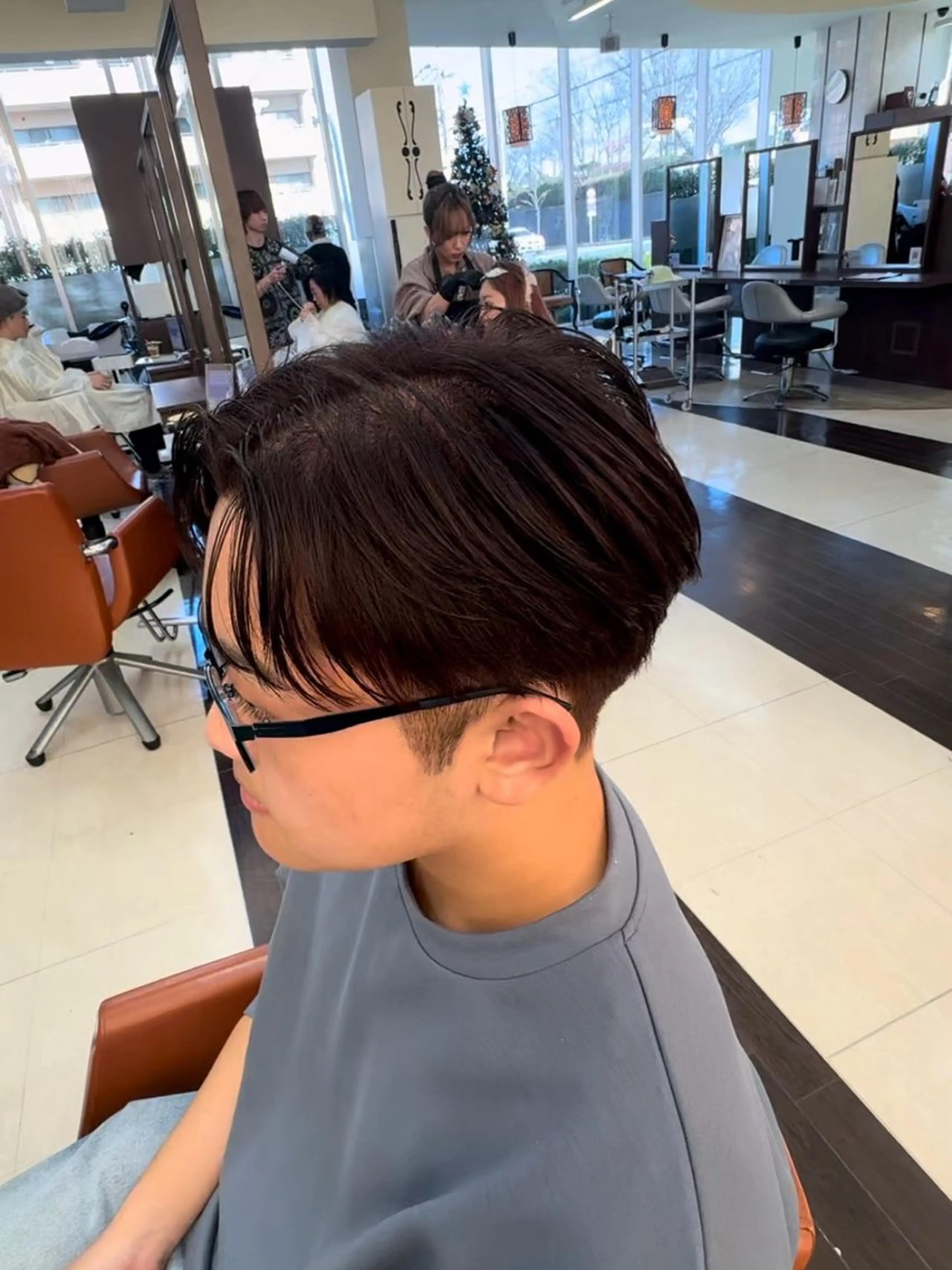 ショート カット ヘアカラー レイヤー職人・ 似合せ美容師そうまのヘアスタイル