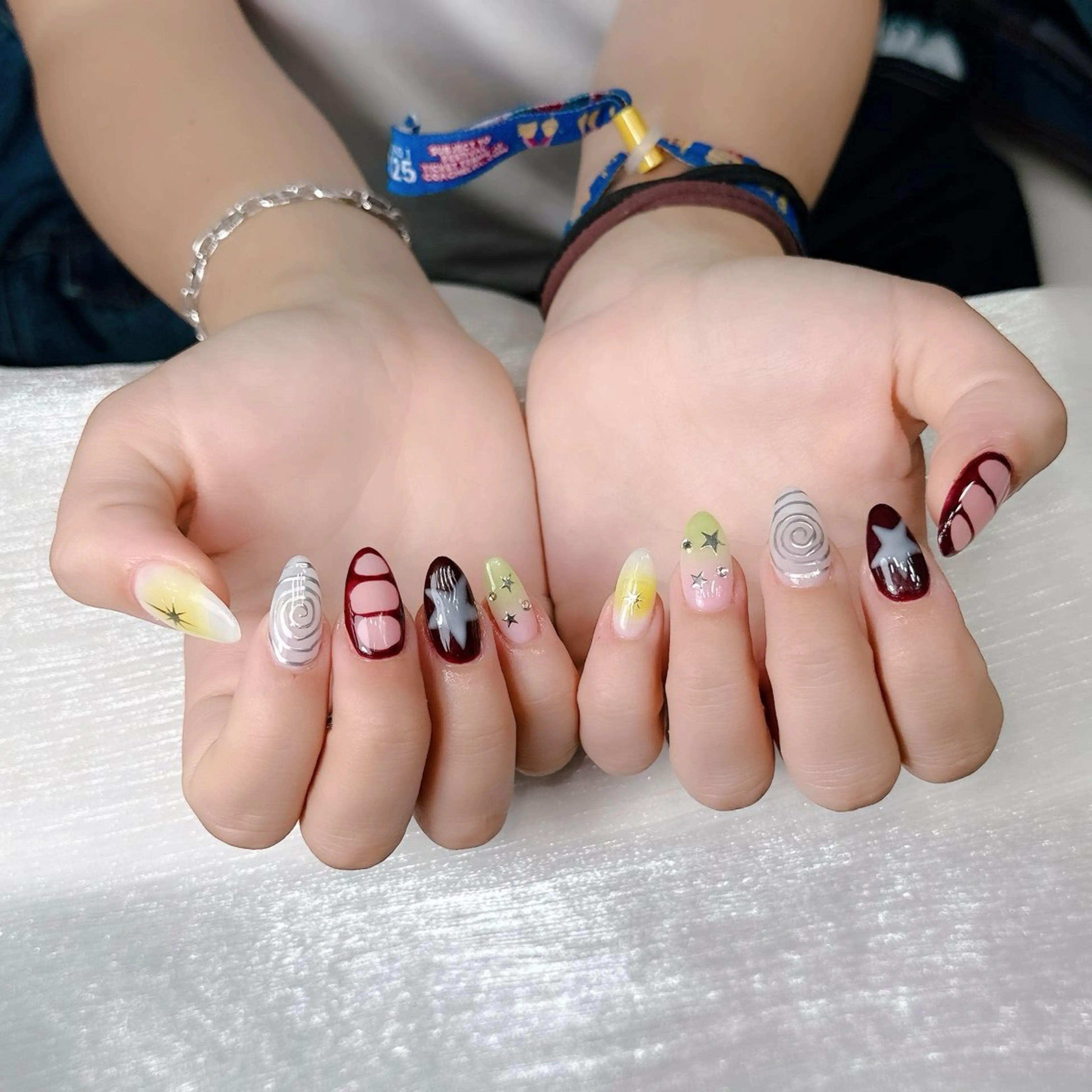 ネイル 長さ出し フレンチネイル 韓国ネイル レース マグネットネイル yuna ユナのネイルデザイン