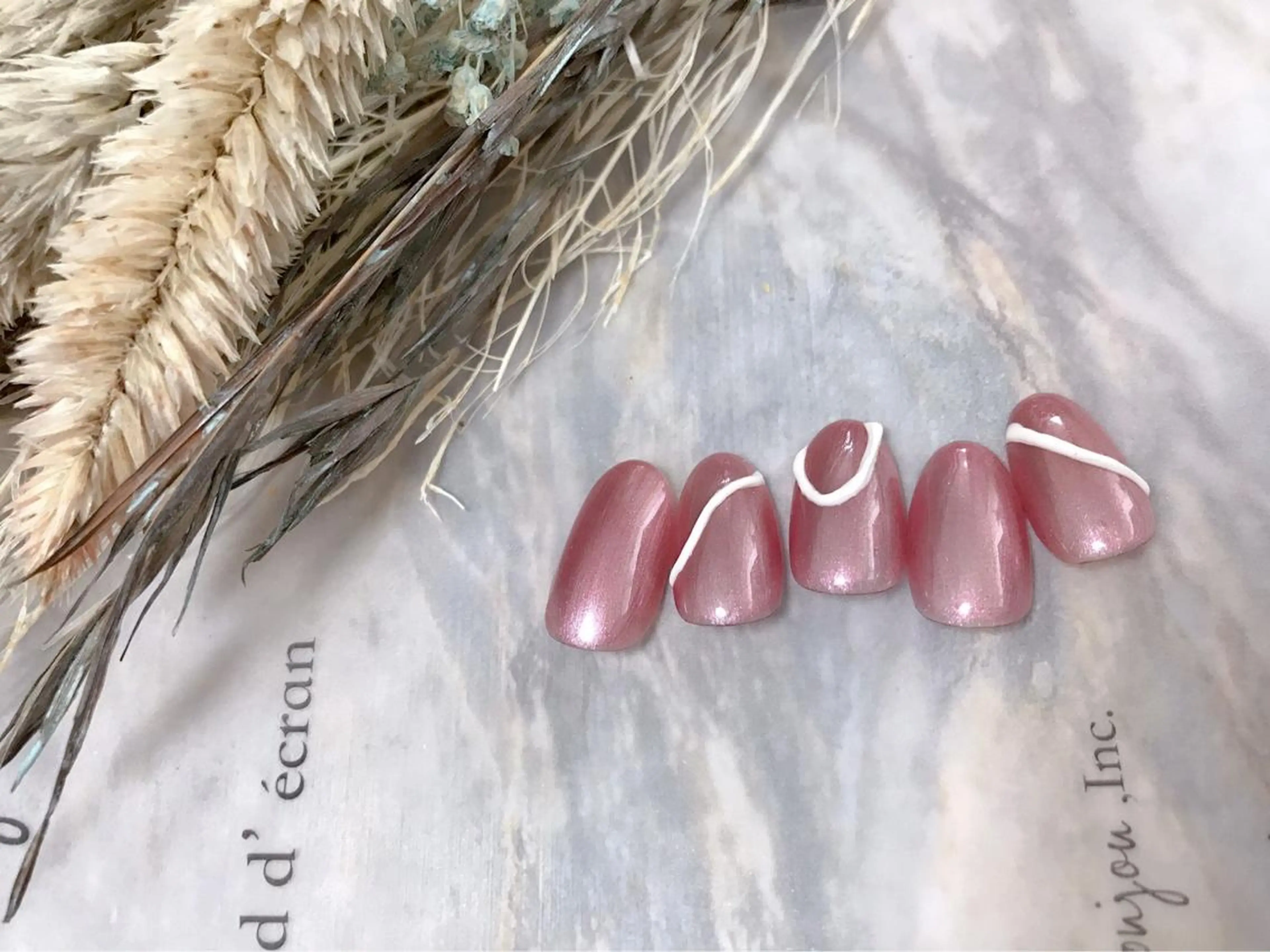 ネイル mogunail &blowのネイルデザイン