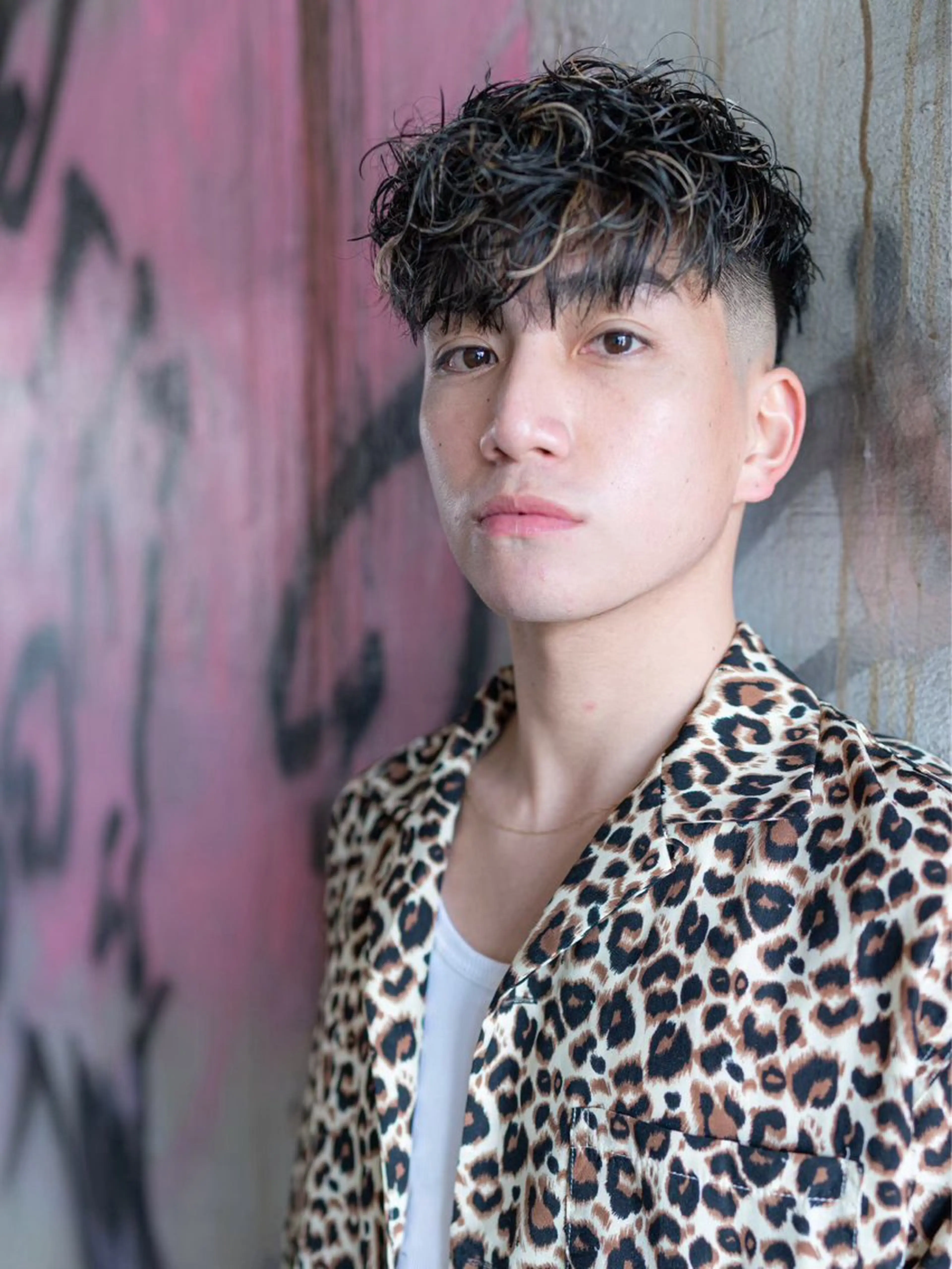 ショート パーマ メンズ ⚡メンズパーマフ ェードカットTomyのヘアスタイル