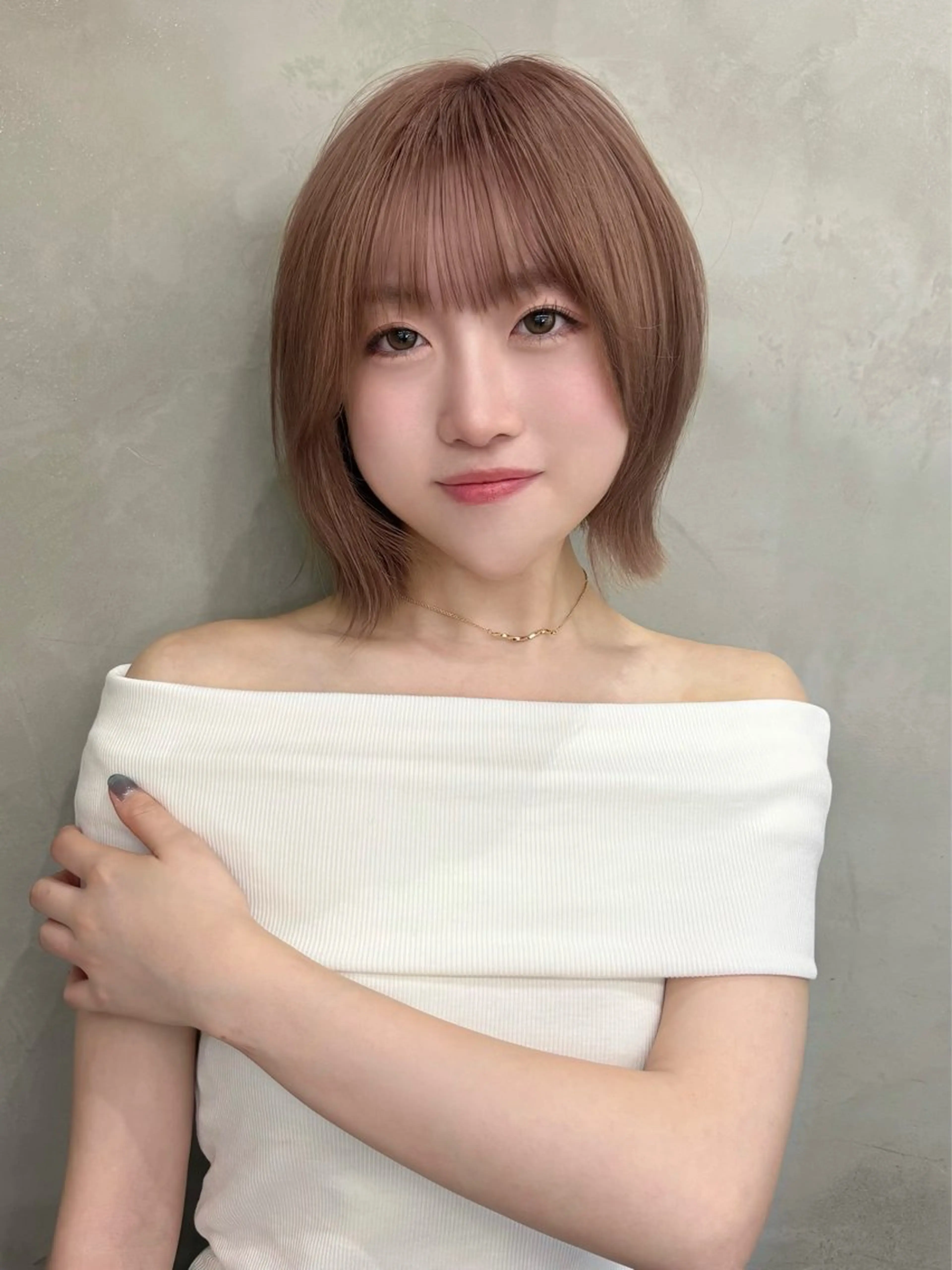 ショート ブリーチなしWカラー /レイヤー/設樂彩乃のヘアスタイル