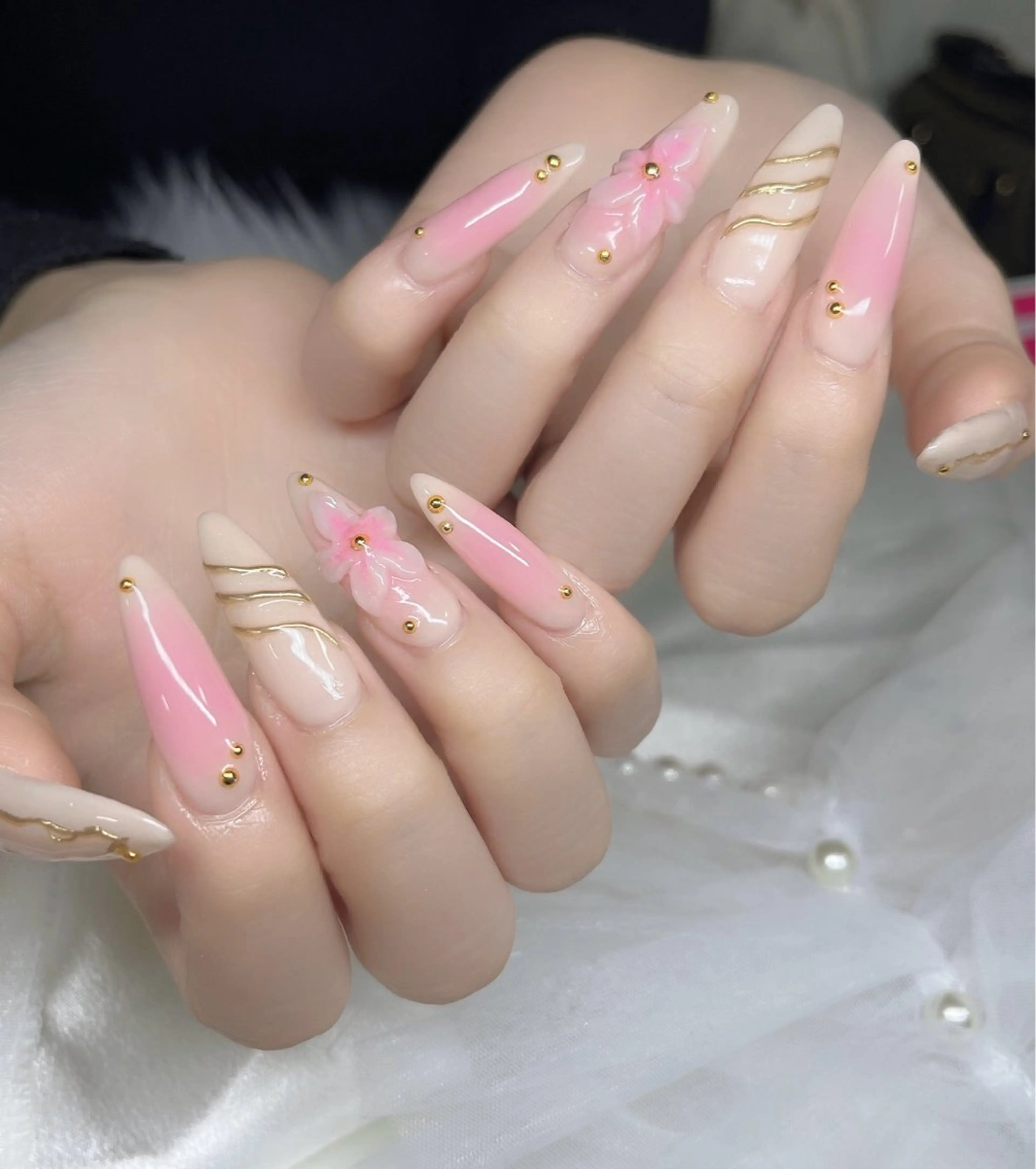ネイル ハンドネイル YOLO NAILのネイルデザイン