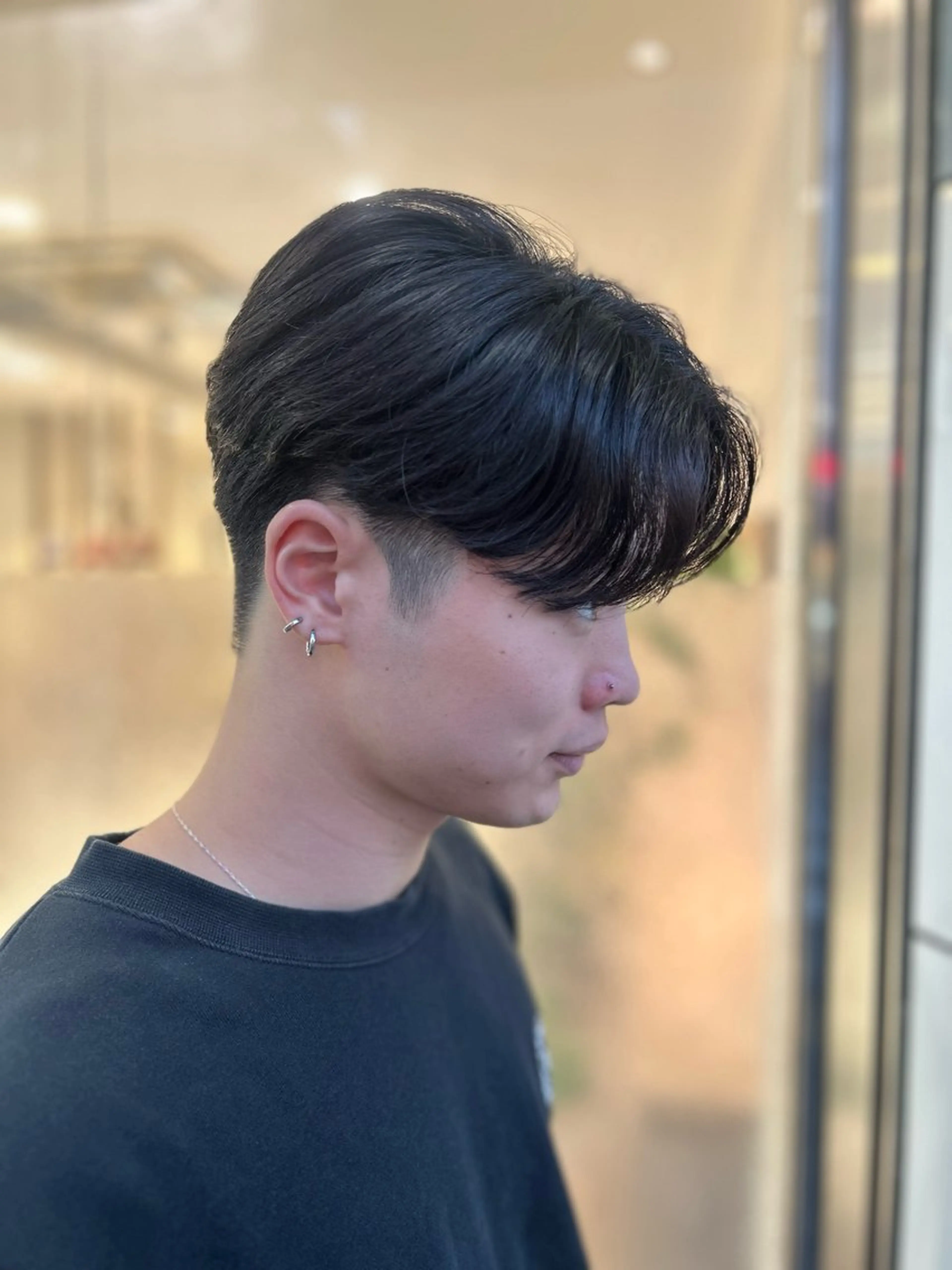 ショート パーマ メンズ ハイトーン× デザイン　Runoのヘアスタイル