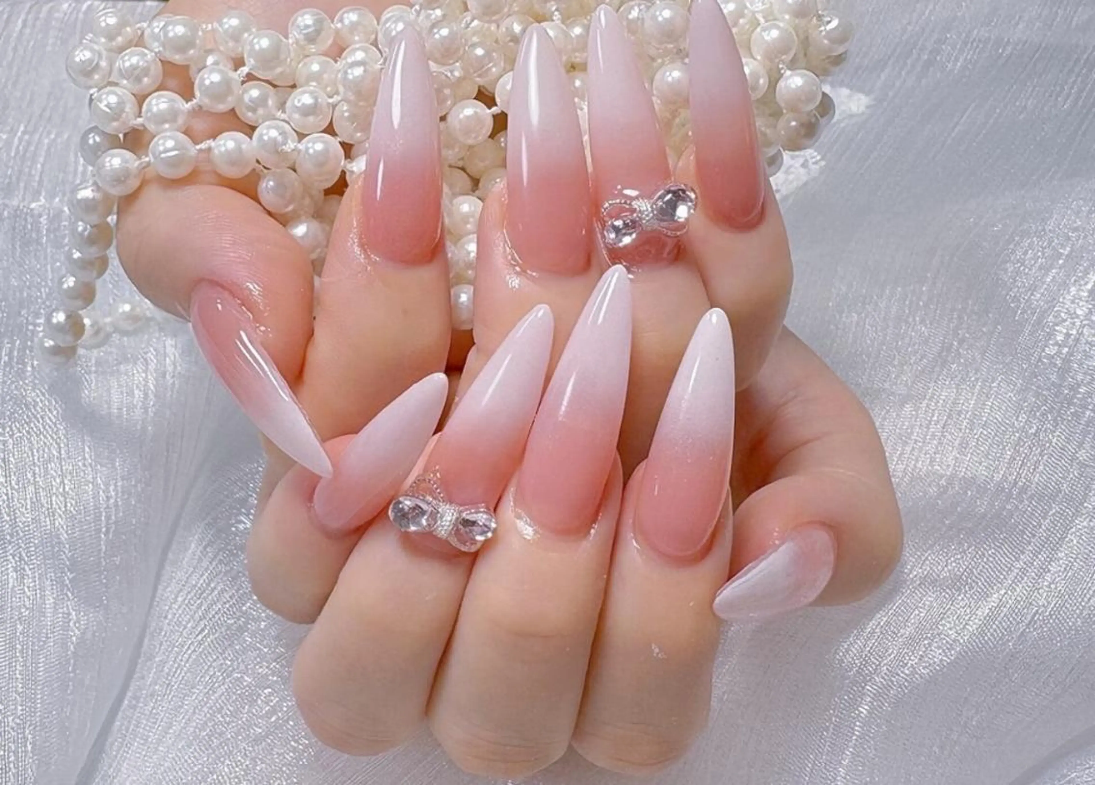 ネイル 🐳彩羽チップ 長さだし専門🐳のネイルデザイン