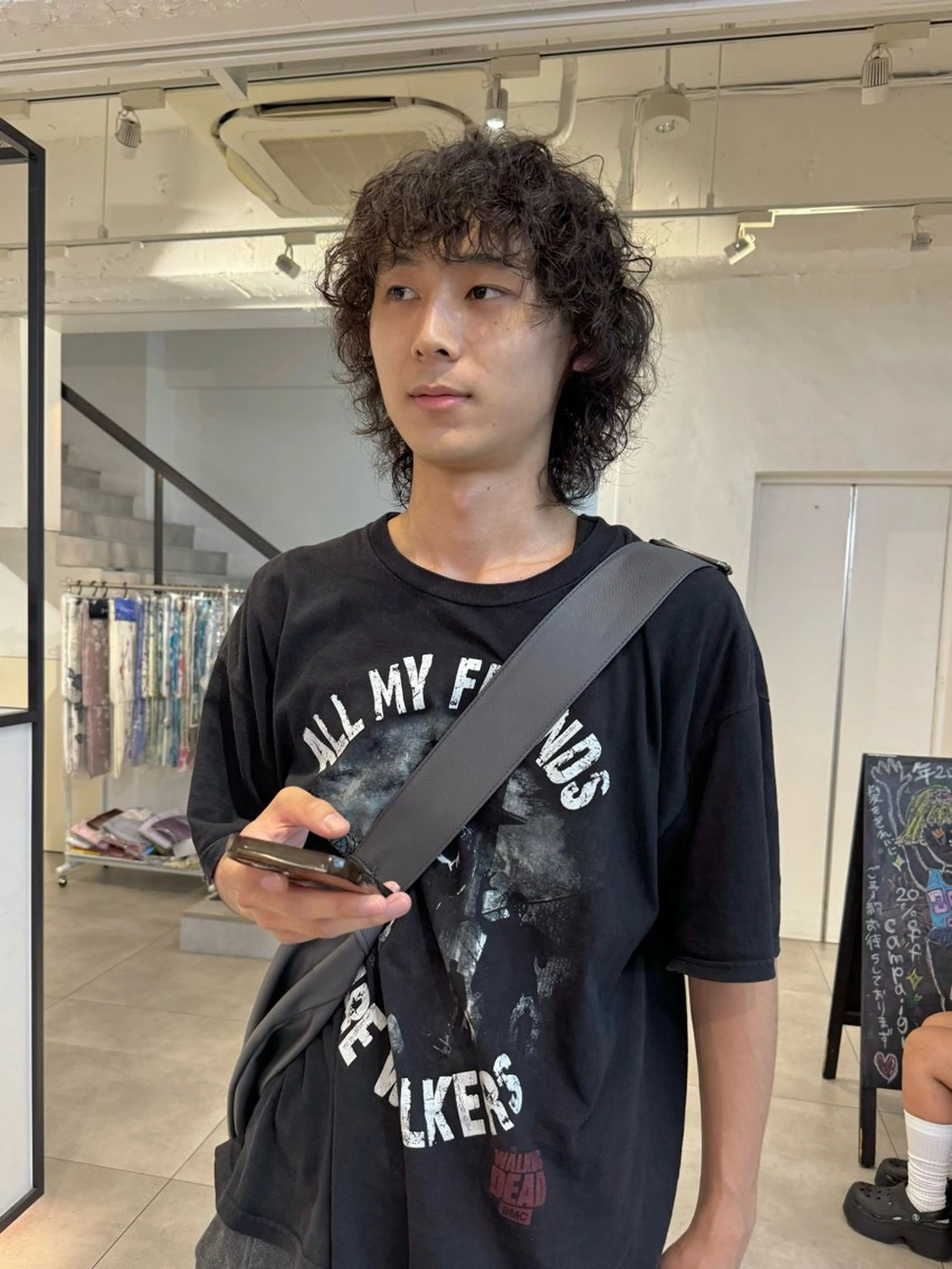 ミディアム パーマ メンズ カット パーマ 🇰🇷カルマパーマ kaito🇰🇷のヘアスタイル