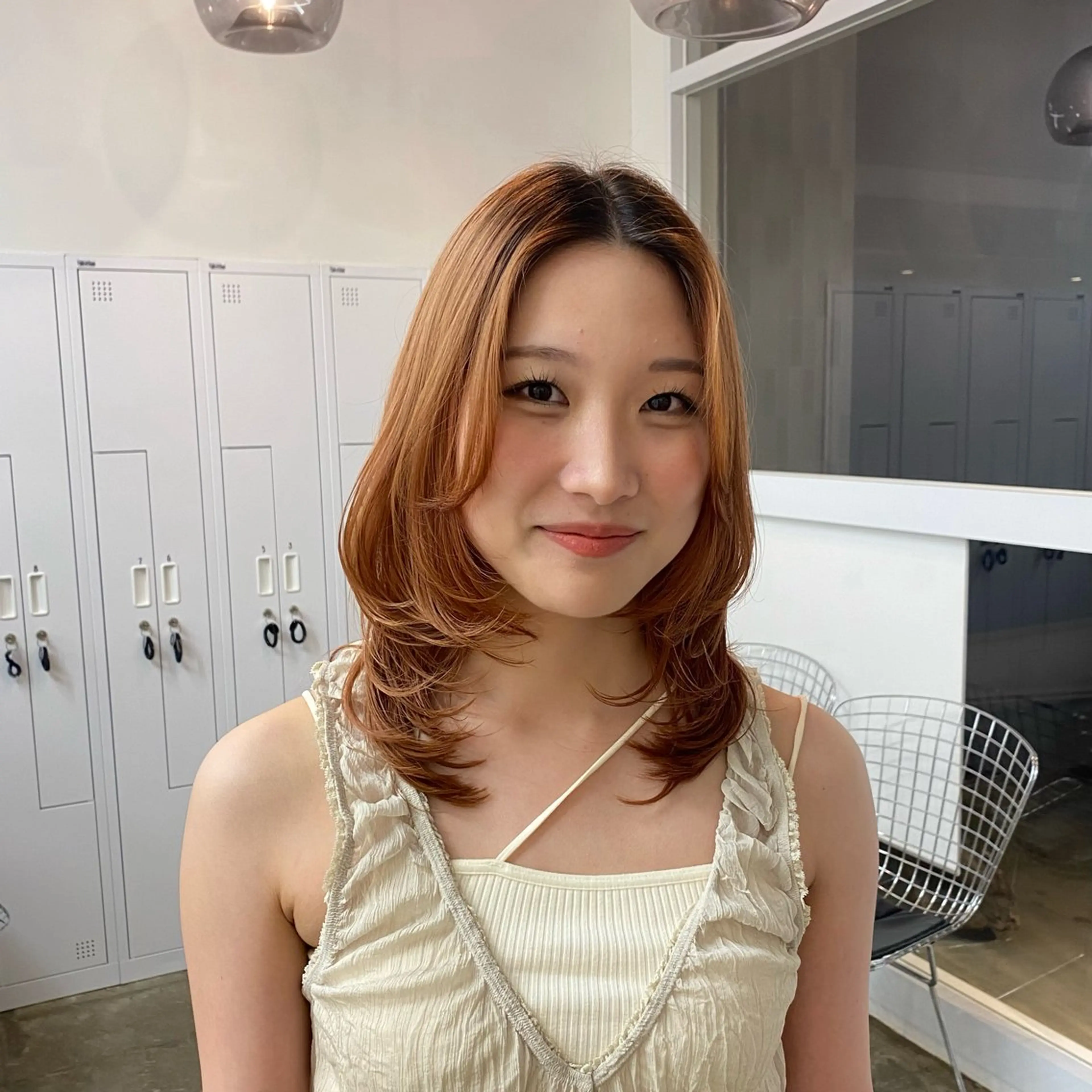 ミディアム 川角 しなのヘアスタイル