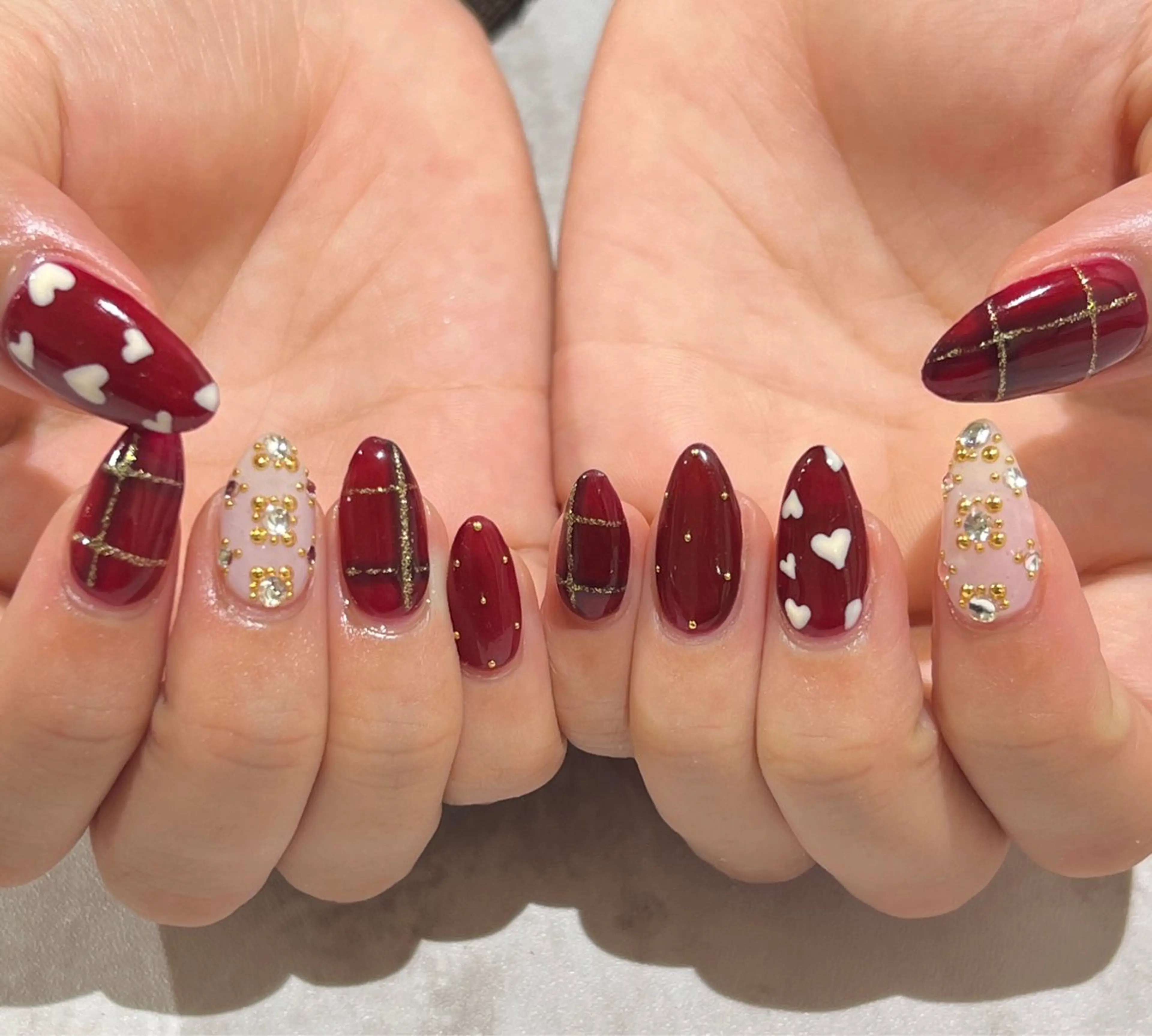 ネイル Hikari 🌺のネイルデザイン