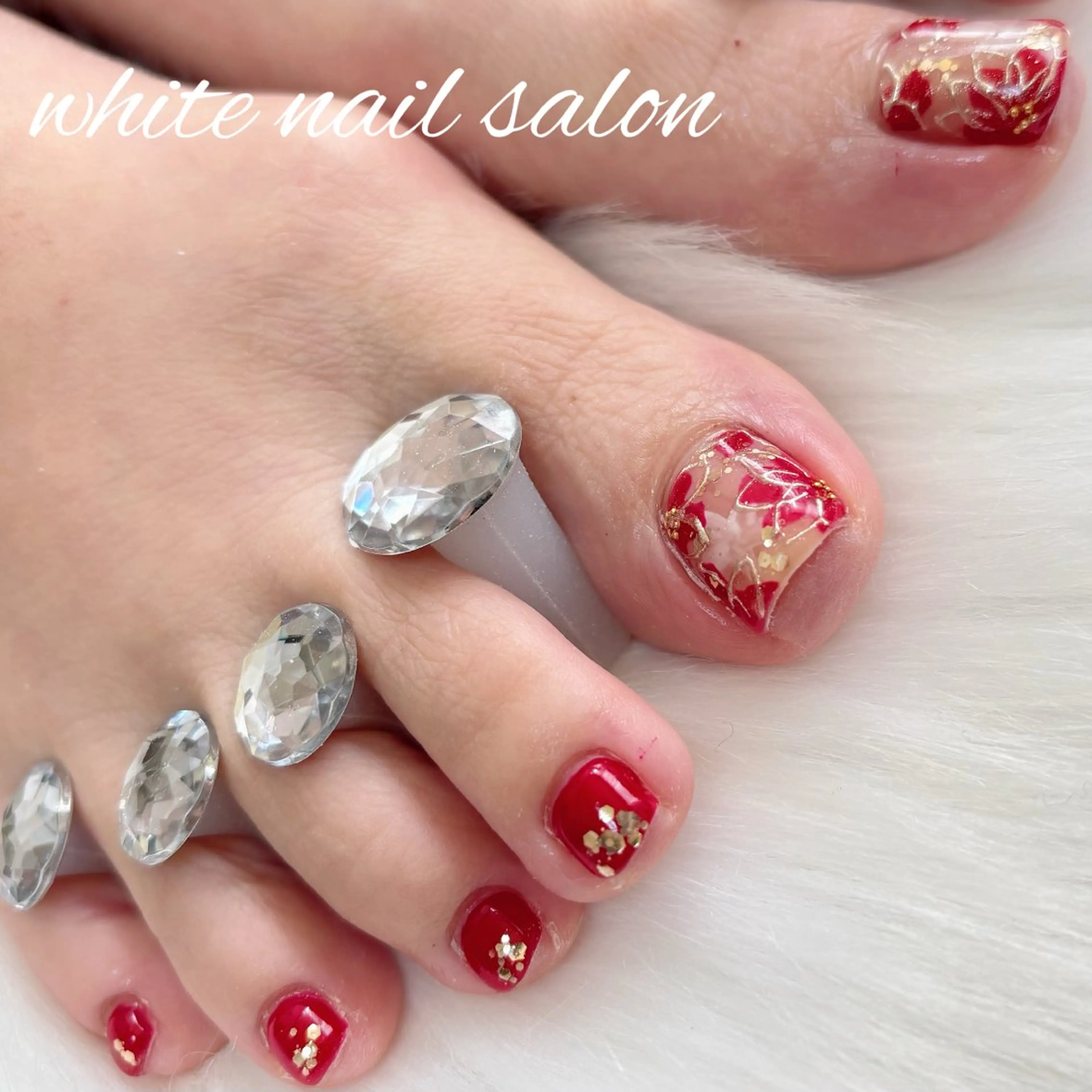 ネイル フットネイル 持ち込み フットネイル white nail salonのネイルデザイン