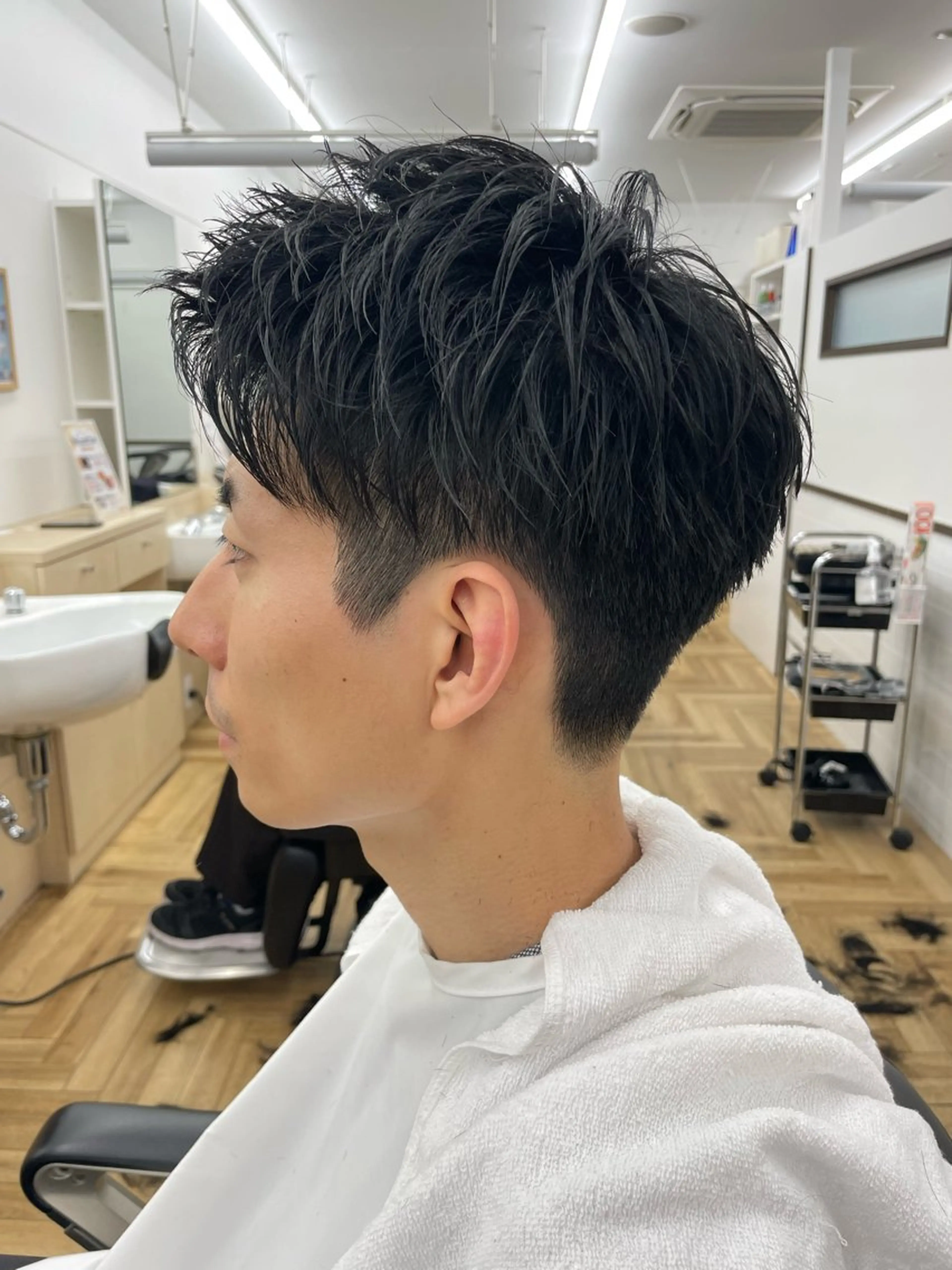 ショート 西沢 良彌のヘアスタイル