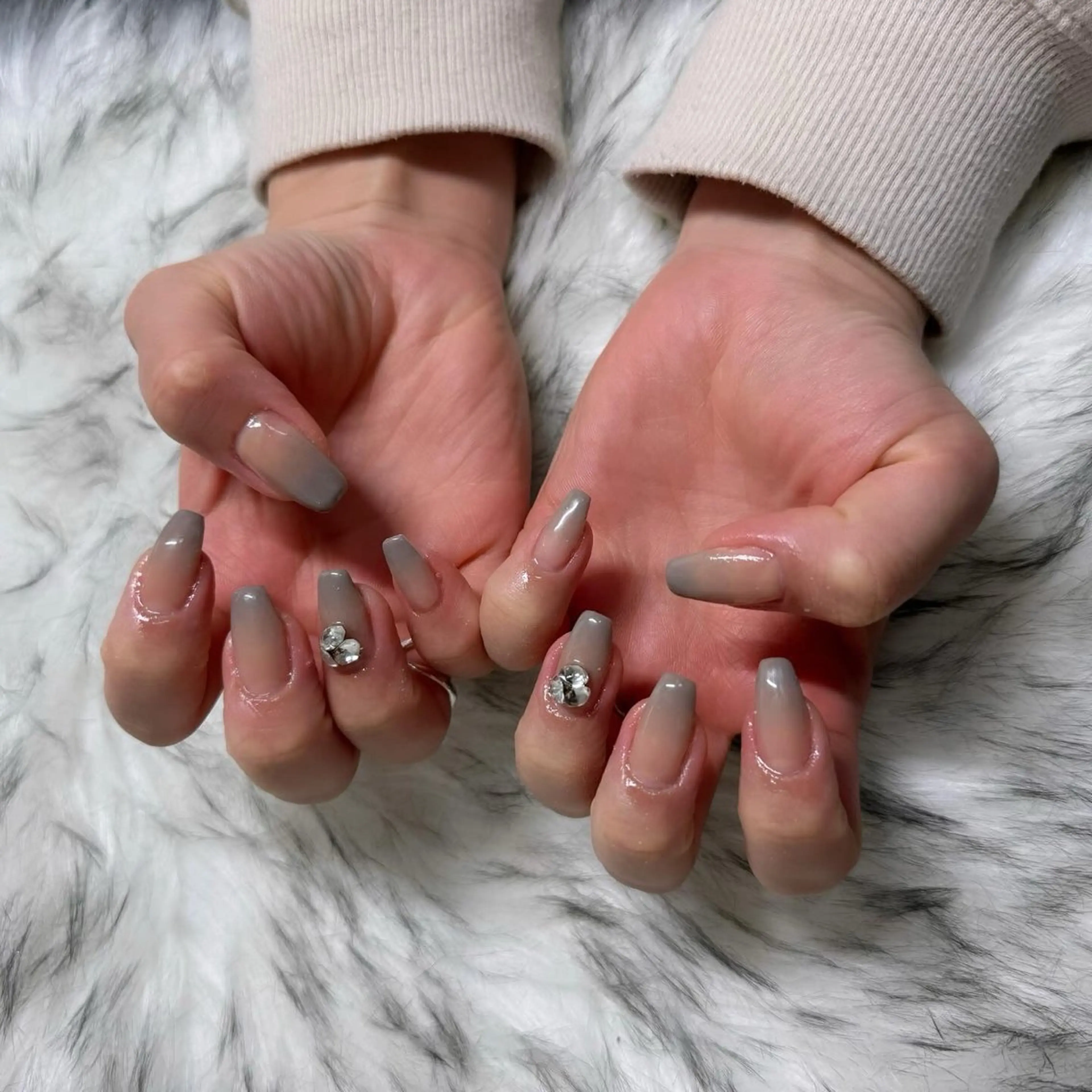 ロング ハンドネイル mao .のネイルデザイン