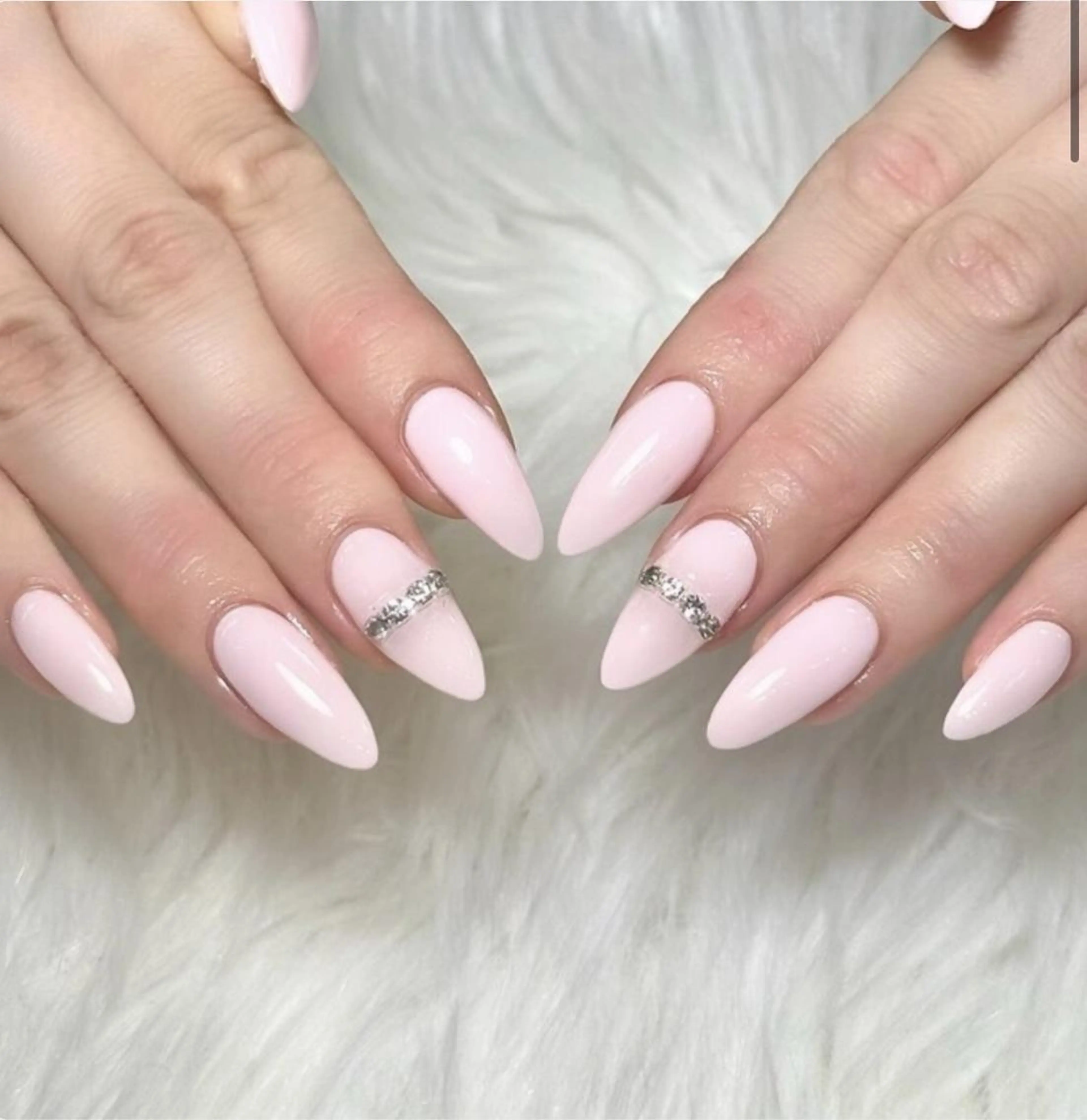 ネイル 南森町rebest 💅nailのネイルデザイン