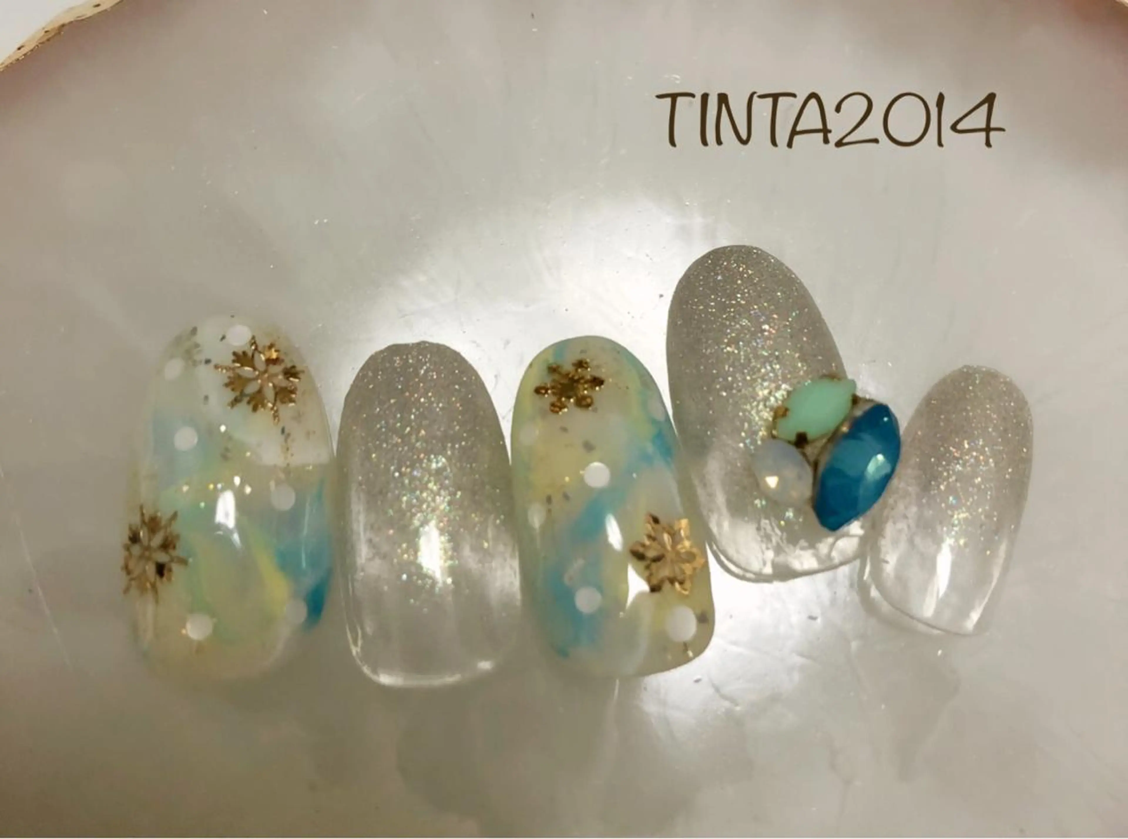 ネイル 冬ネイル ネイルサロン ティンタ所属・馬場 典子のネイルデザイン