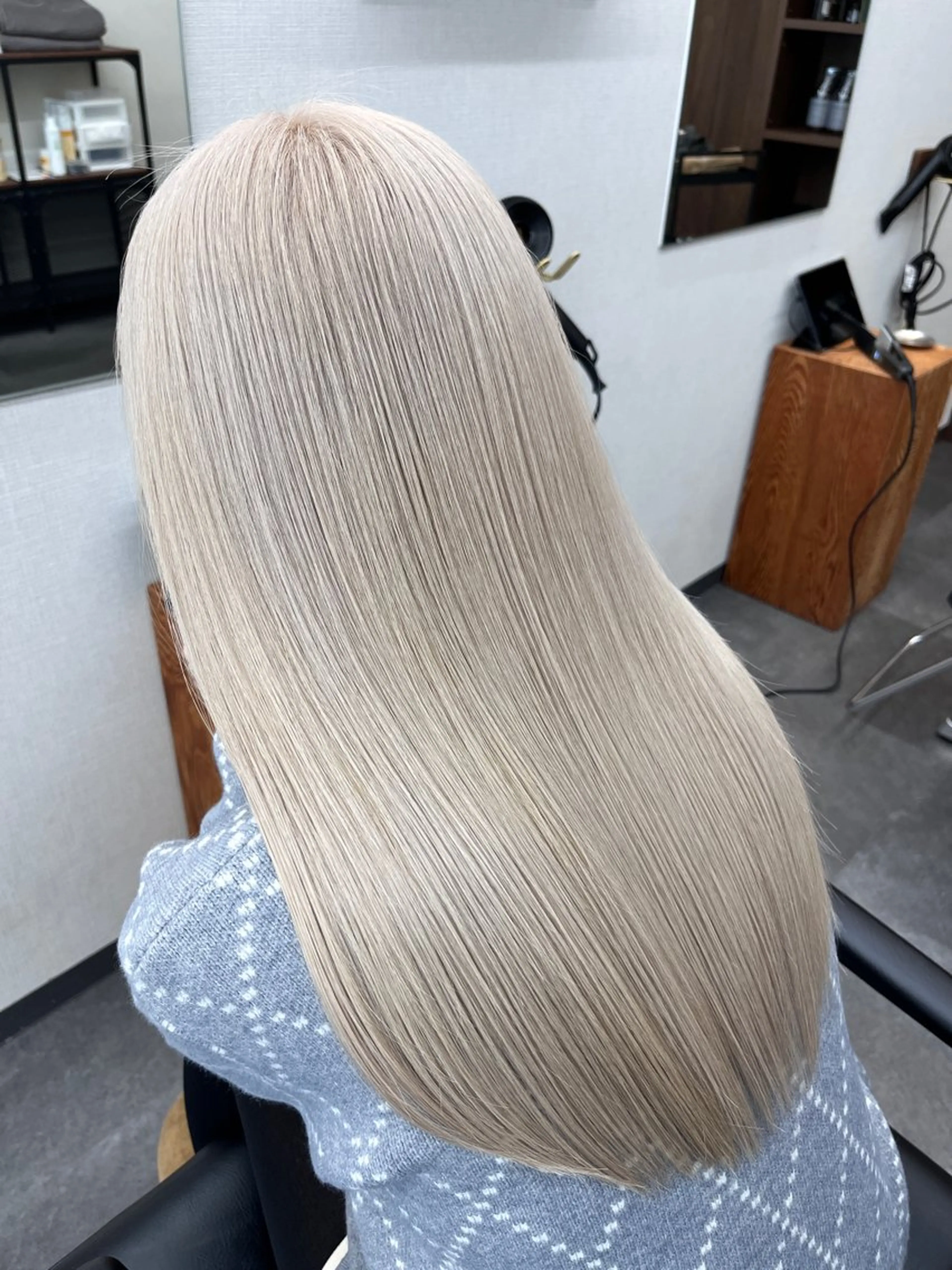 【5/21限定】カット＋ダブルカラー✨️※ケアブリーチ使用、複雑履歴OK、派手髪も可能です🉑の写真