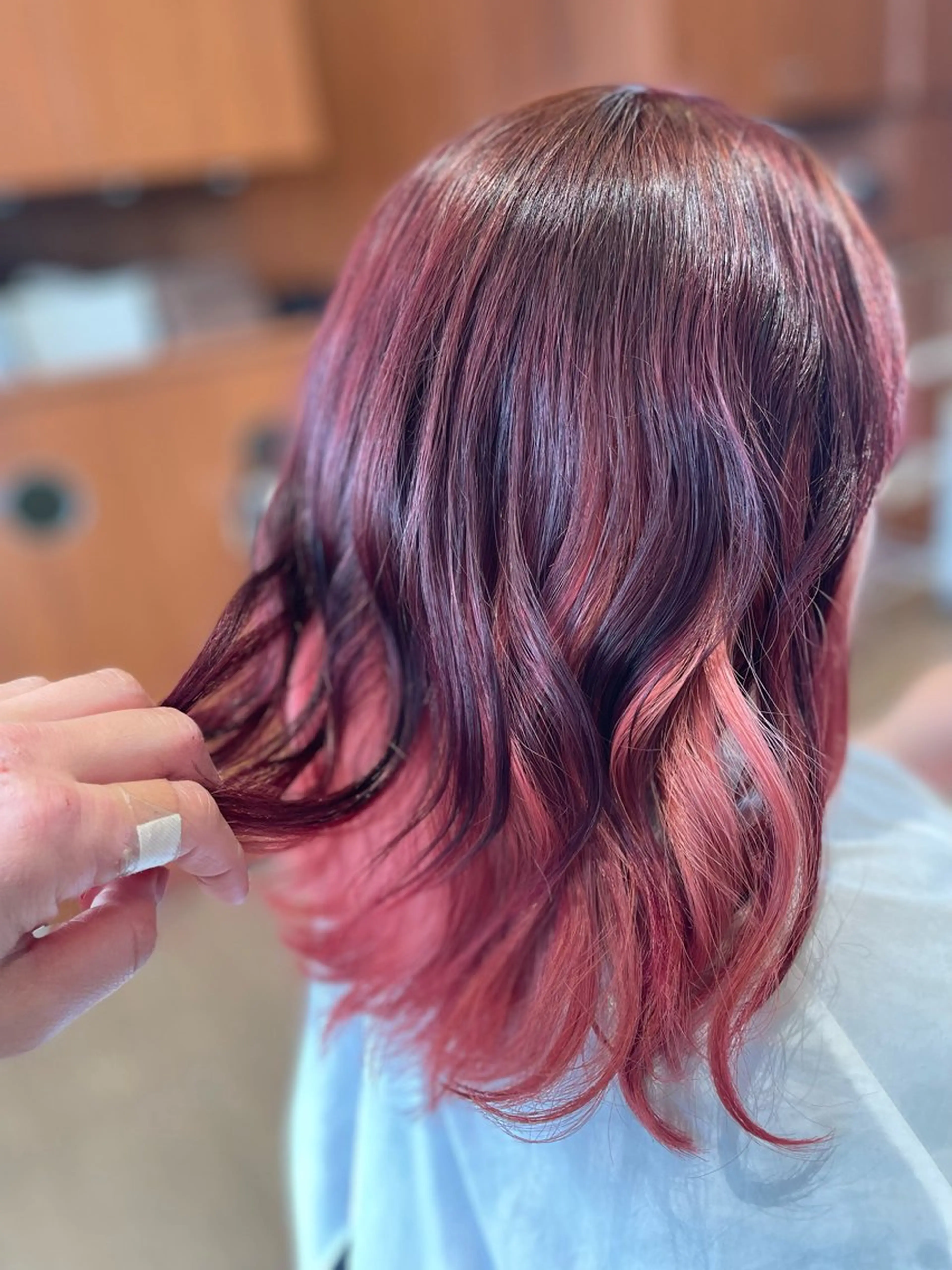 カラー 仙石 愛のヘアスタイル