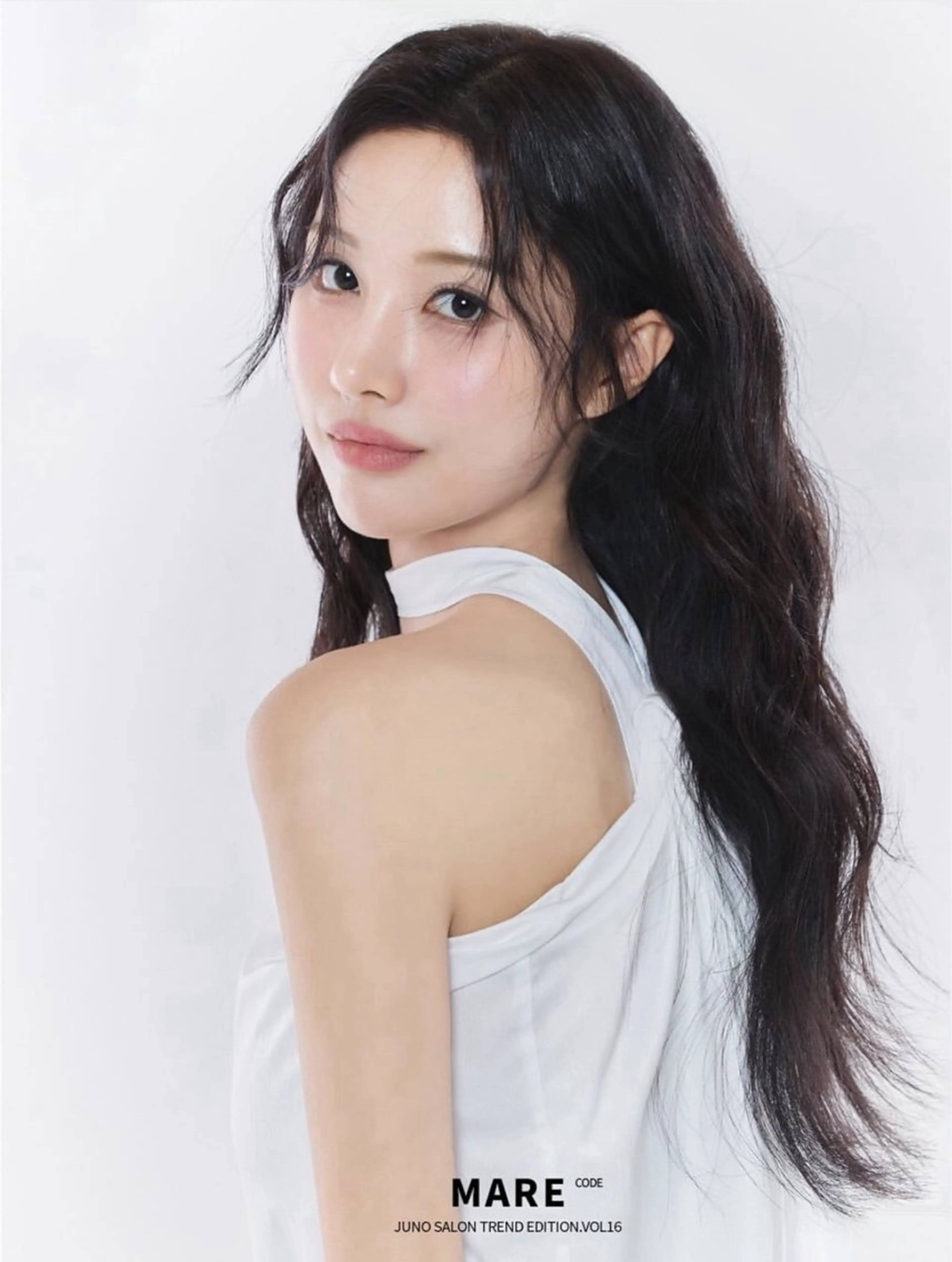 ロング カラー ヘアアレンジ JUNO韓国ヘア MIAN.⋆𝜗𝜚のヘアスタイル