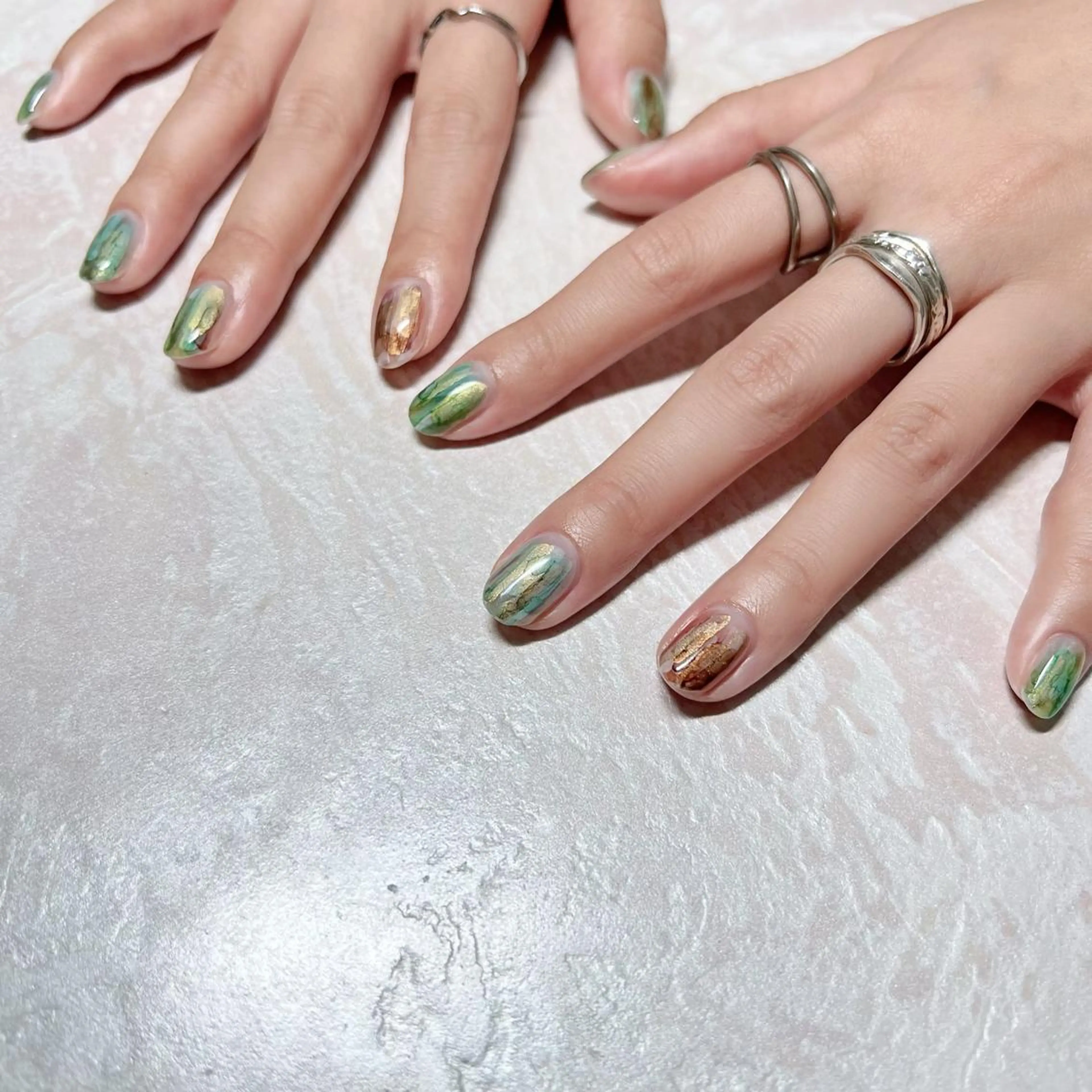 ネイル マグネットネイル ニュアンスネイル ショートネイル gemickle nailのネイルデザイン