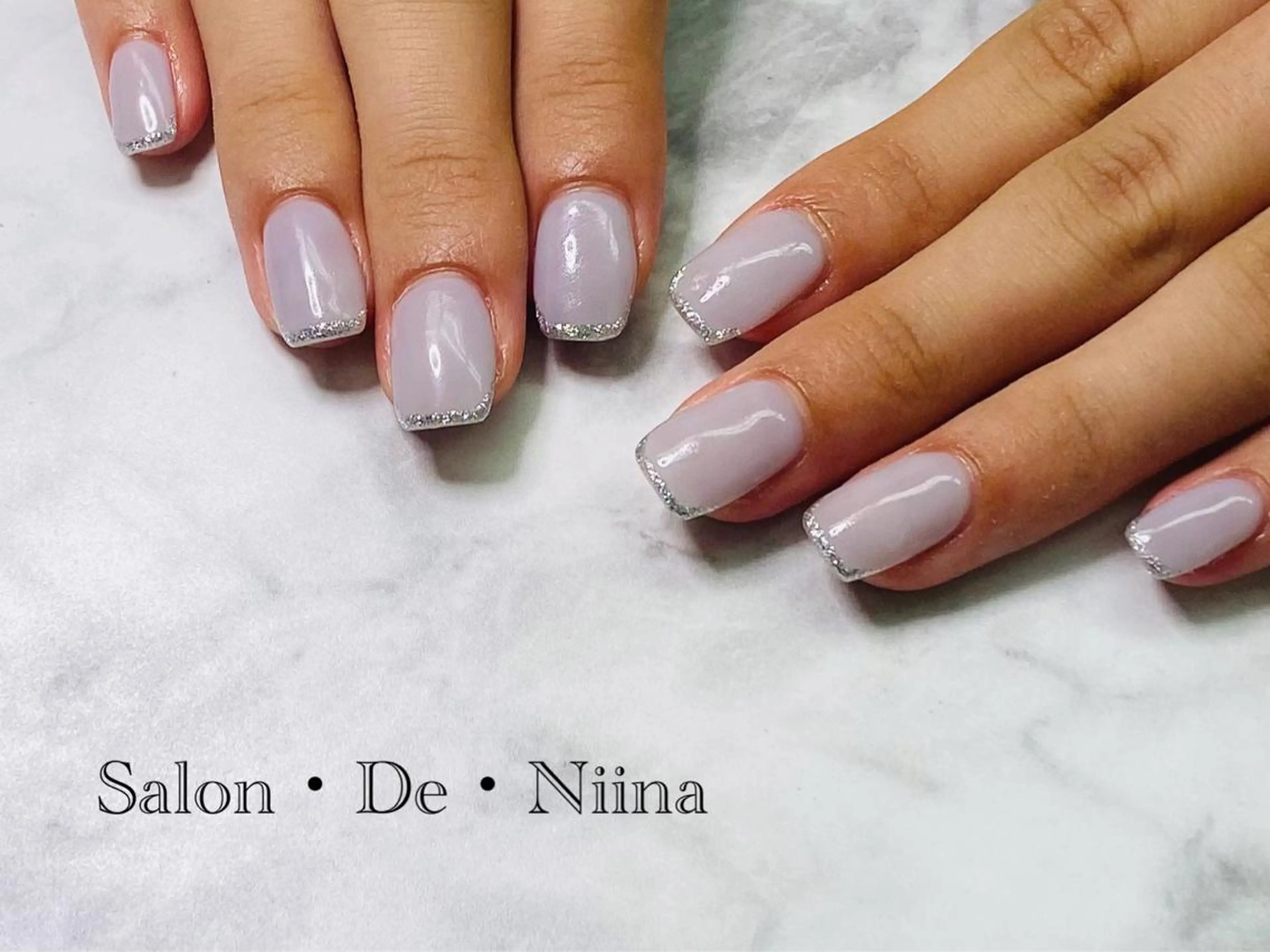 ネイル フレンチネイル ボディビルダーSal on.DeNiinaのネイルデザイン
