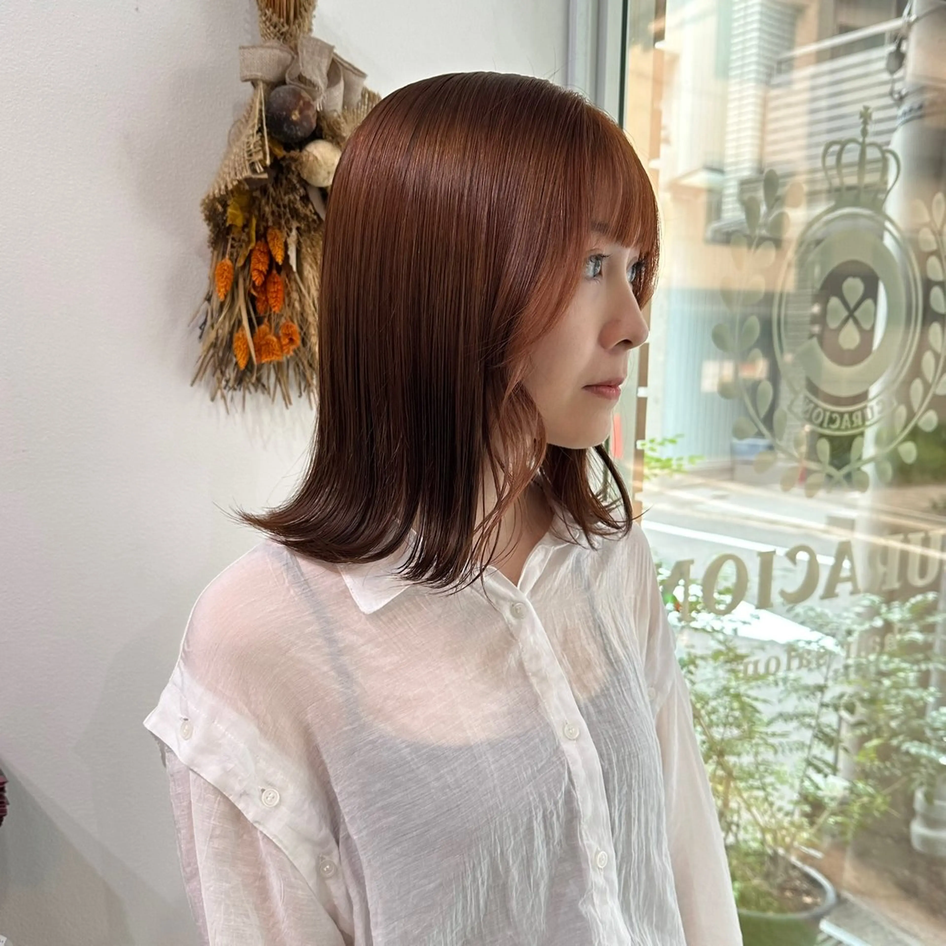 セミロング カラー ブリーチ ブリーチなしカラー ヘアカラー トリートメント 豊中徒歩1分/ towa/AIのヘアスタイル