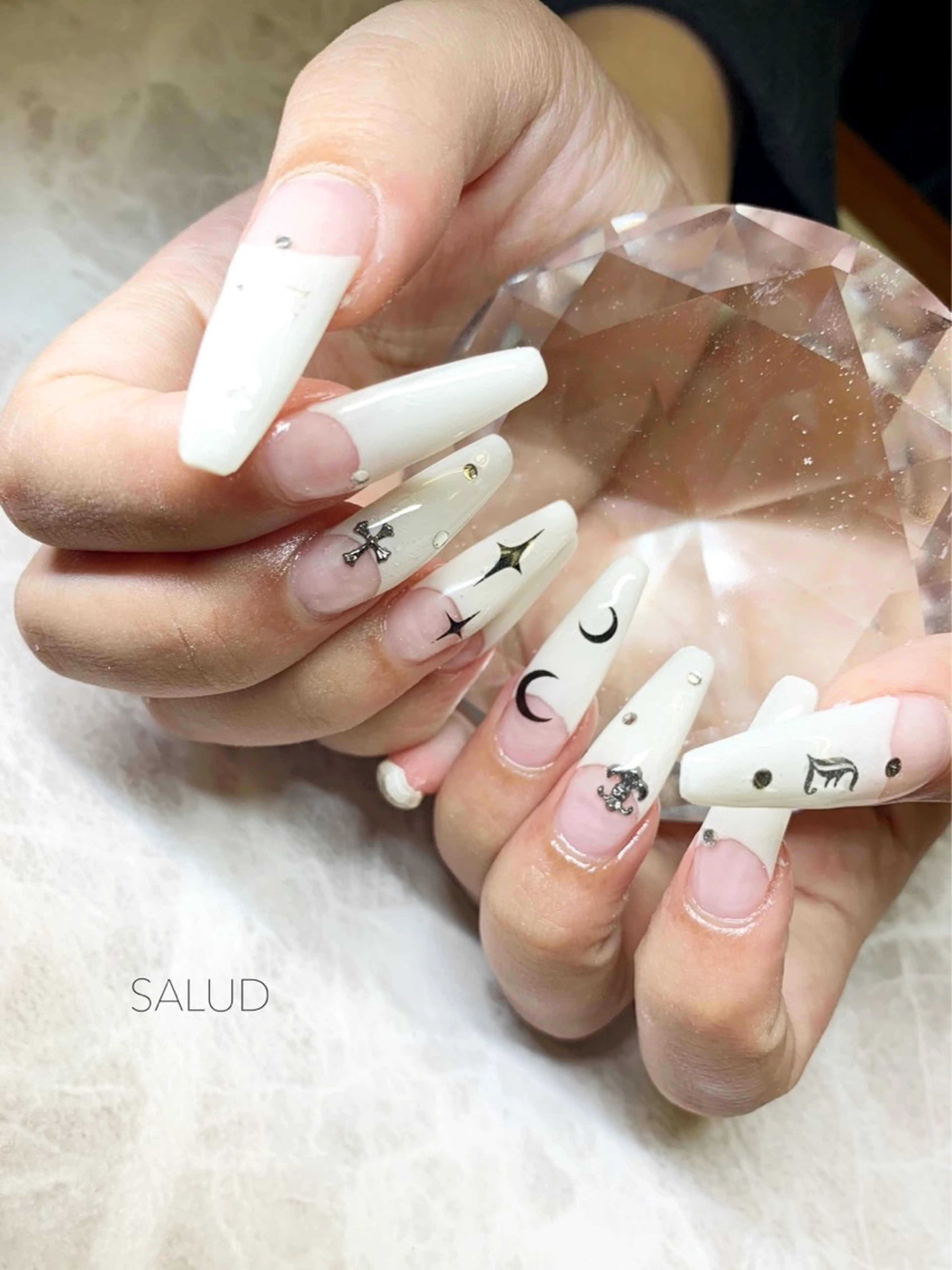 ネイル ハンドネイル Nail Salon SALUDのネイルデザイン
