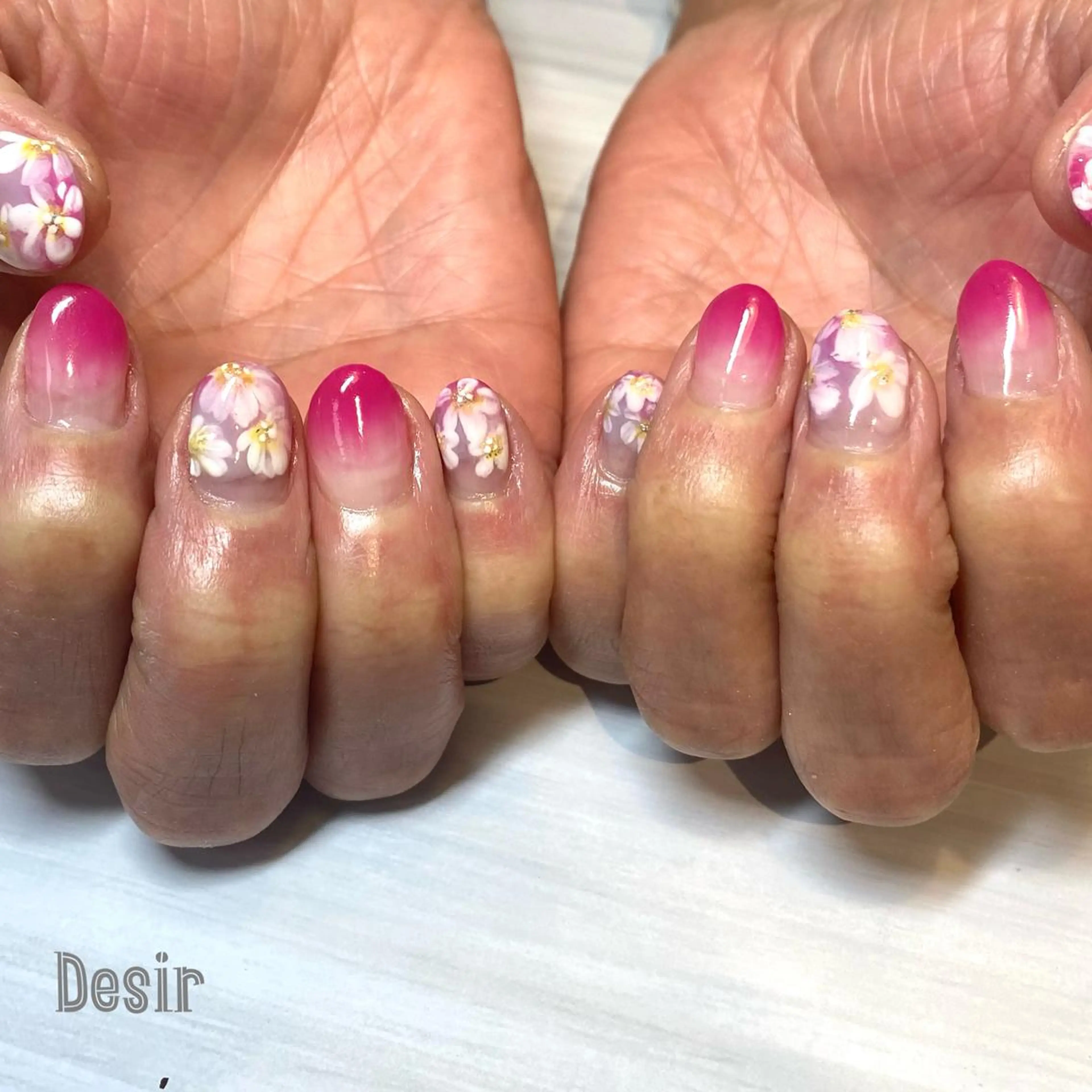 ネイル 伊藤 美智子のネイルデザイン