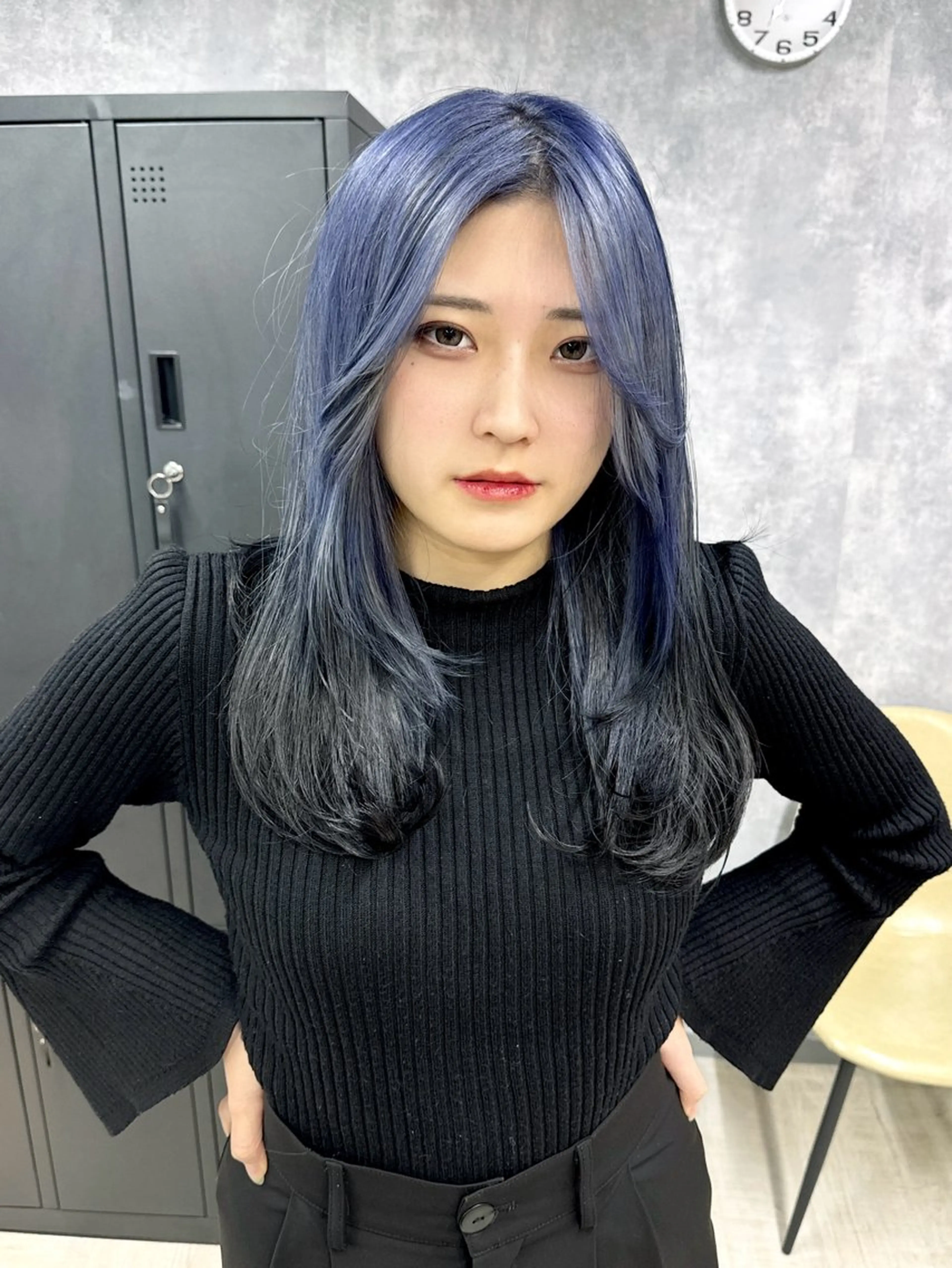 セミロング カラー ブリーチ ケアブリーチ ダブルカラー イヤリングカラー ハイトーンカラー 【.ico】心斎橋/ ウルフ/飛田ゆうきのヘアスタイル