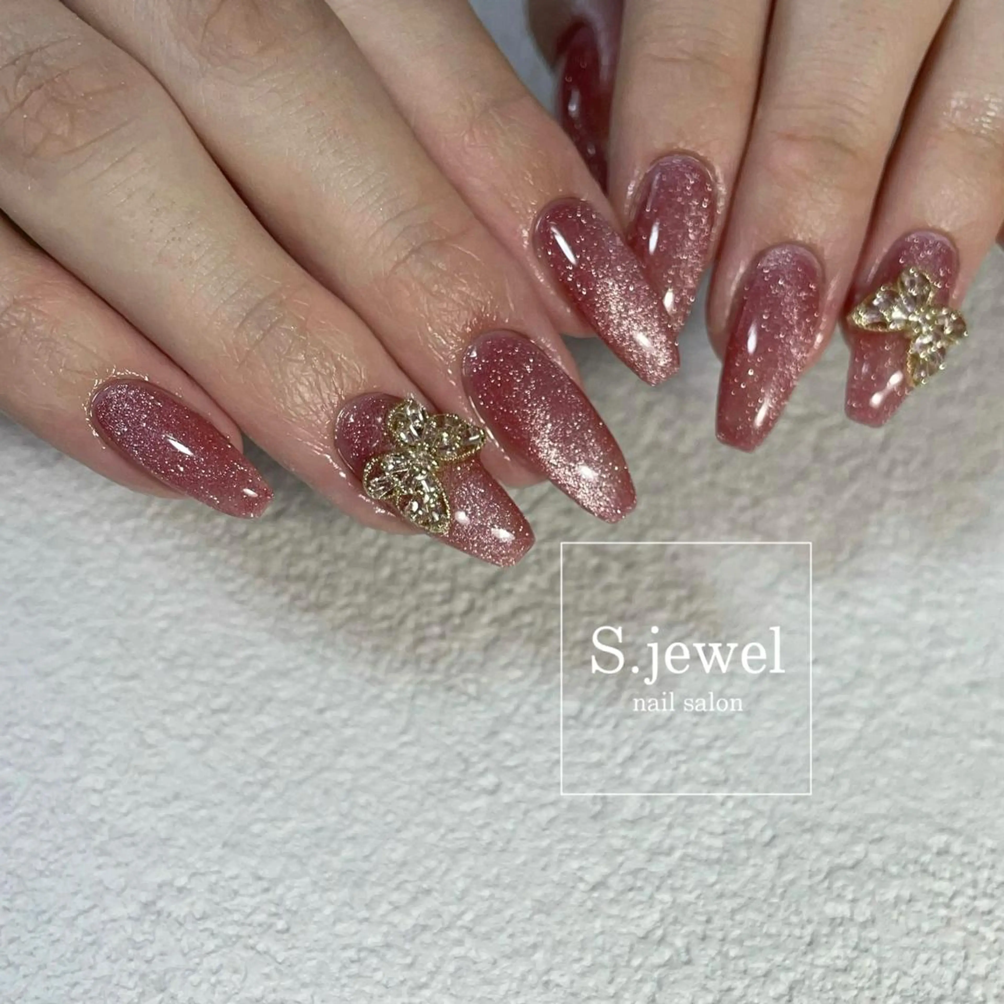 ネイル S. JEWELのネイルデザイン