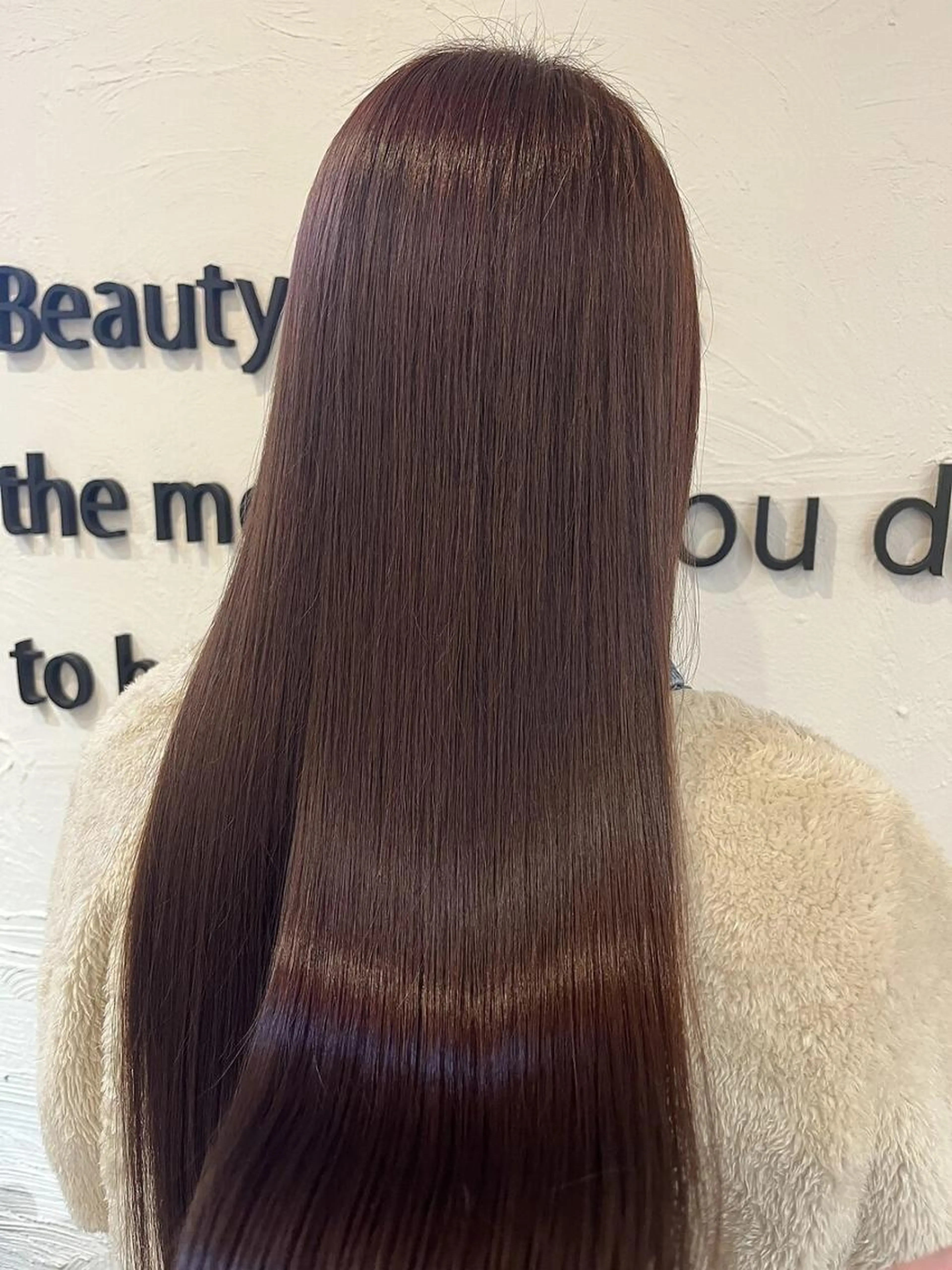 【迷ったらこちら！】カット＋ケアカラー＋3ステップミルボンTR ￥9,900の写真