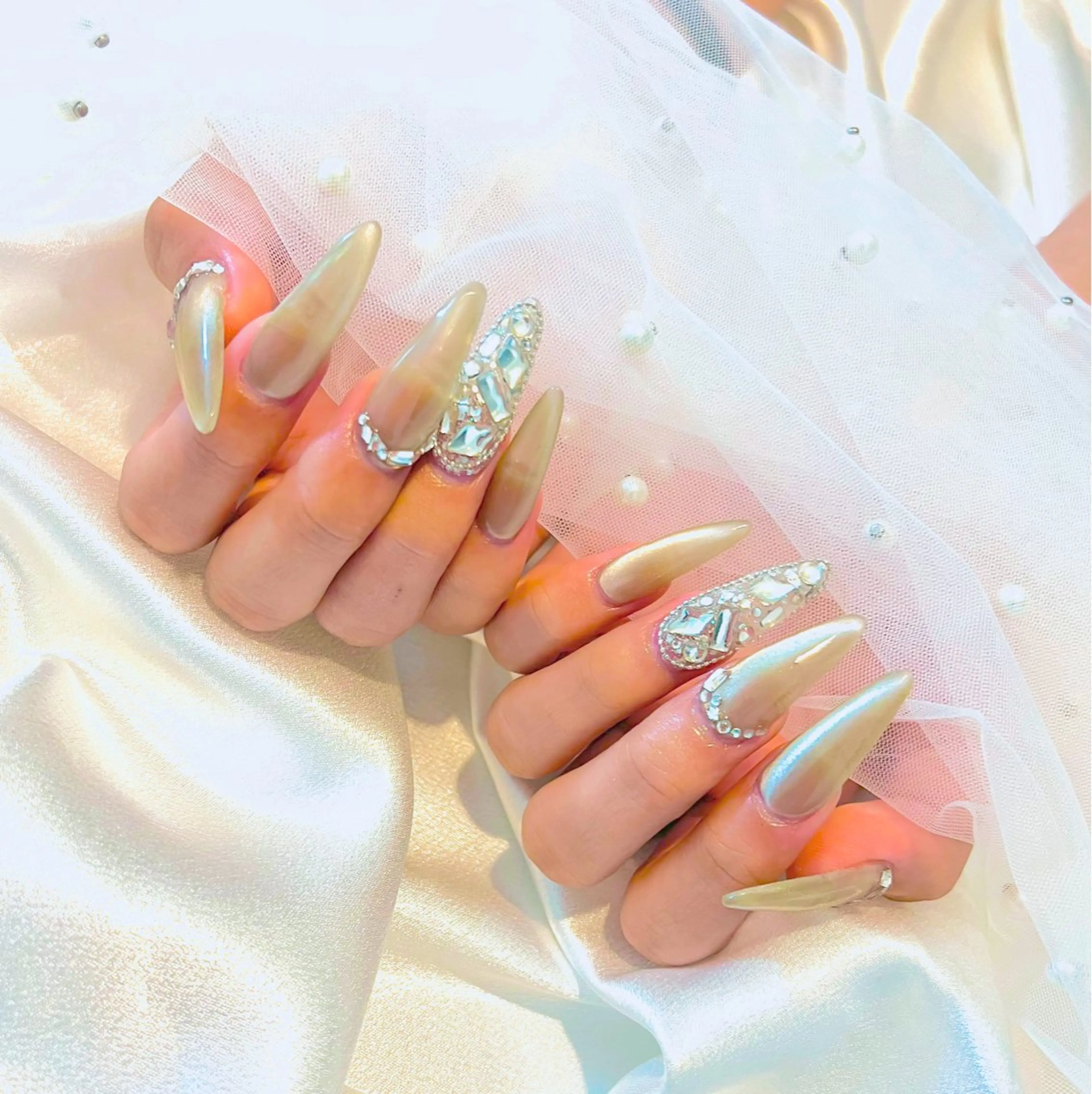 ネイル マグネットネイル ハンドネイル Chun Nailのネイルデザイン